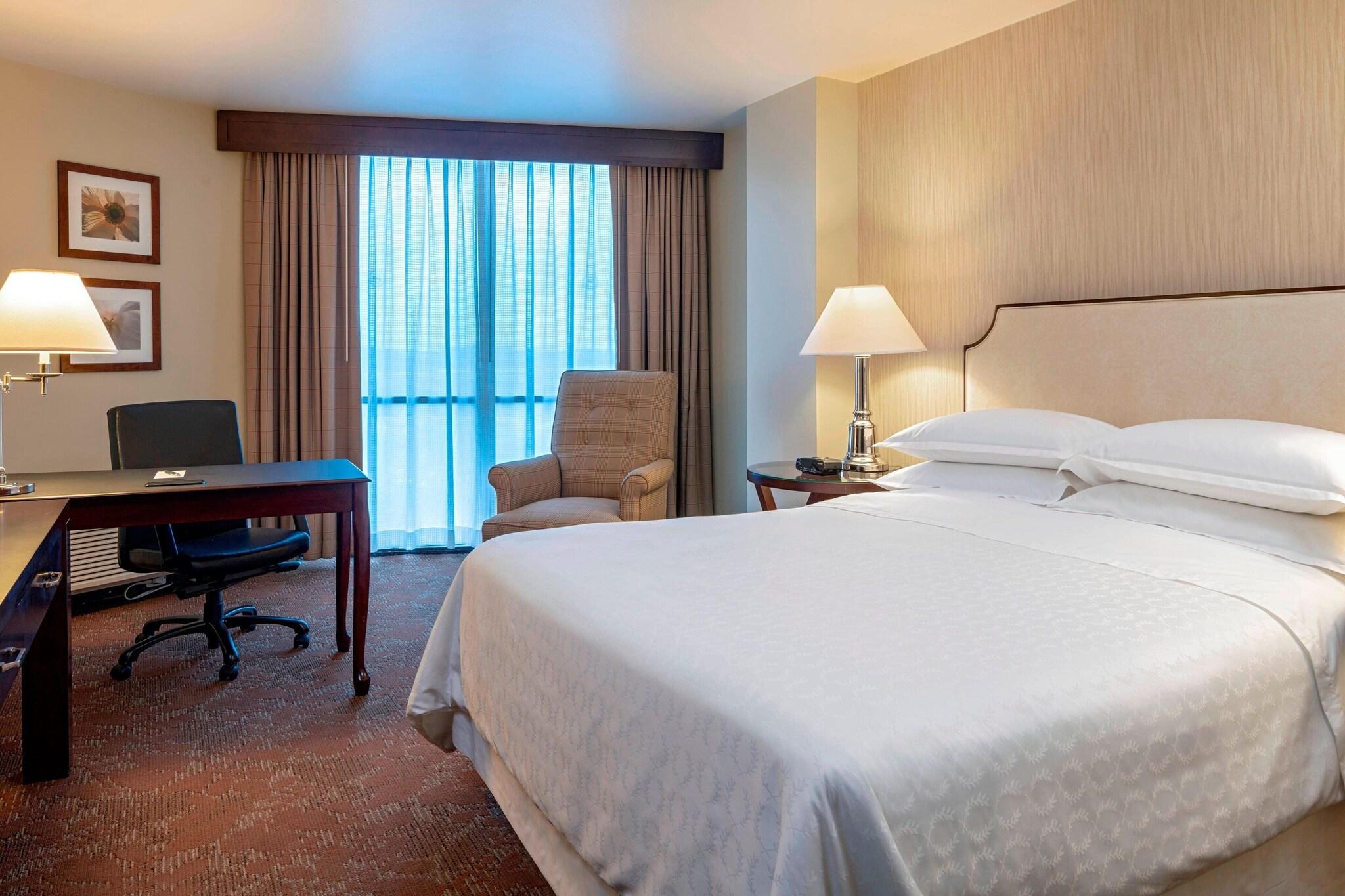 Double Queen Size Bed