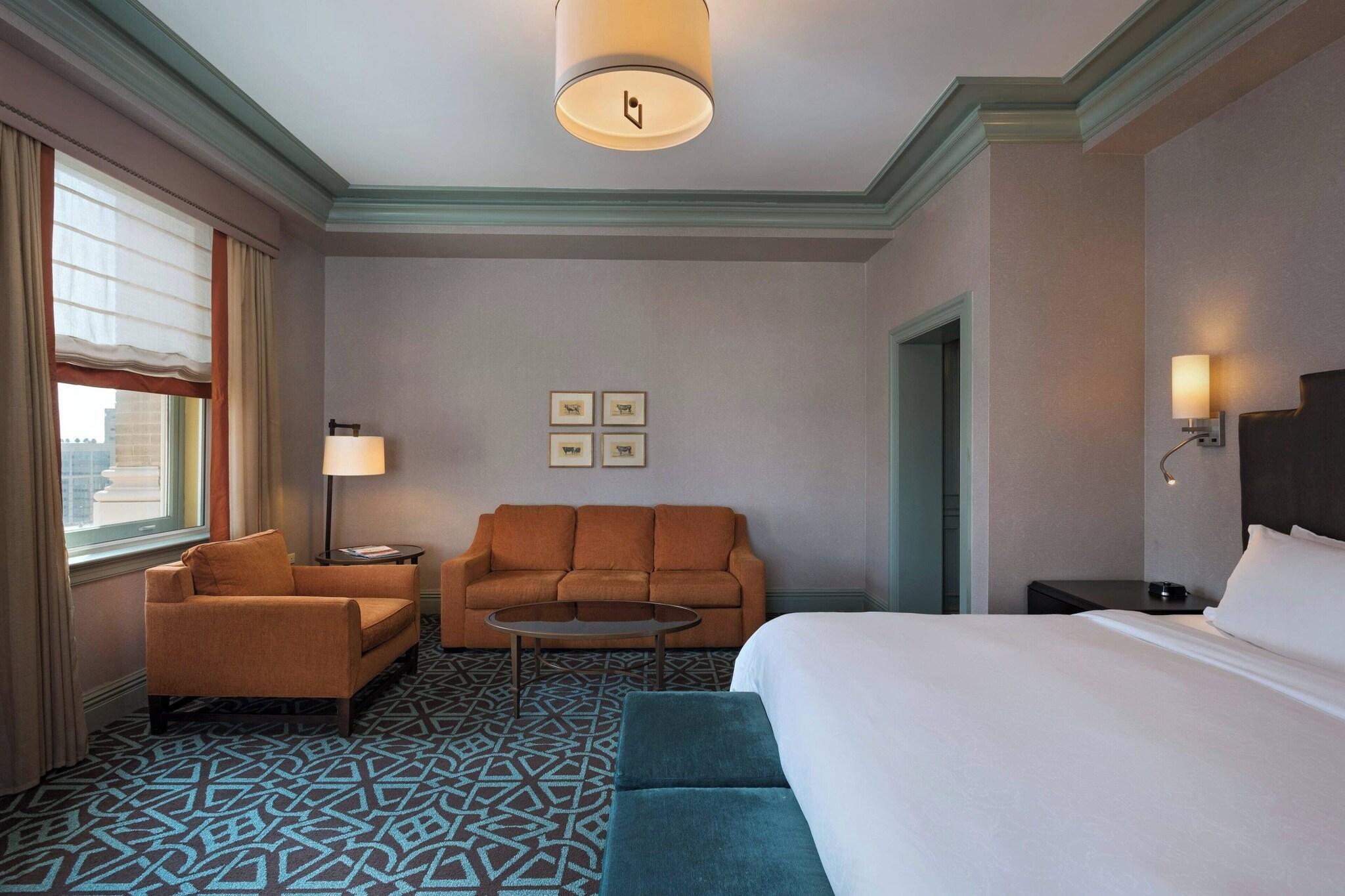 Junior Suite King Bed One Bedroom 