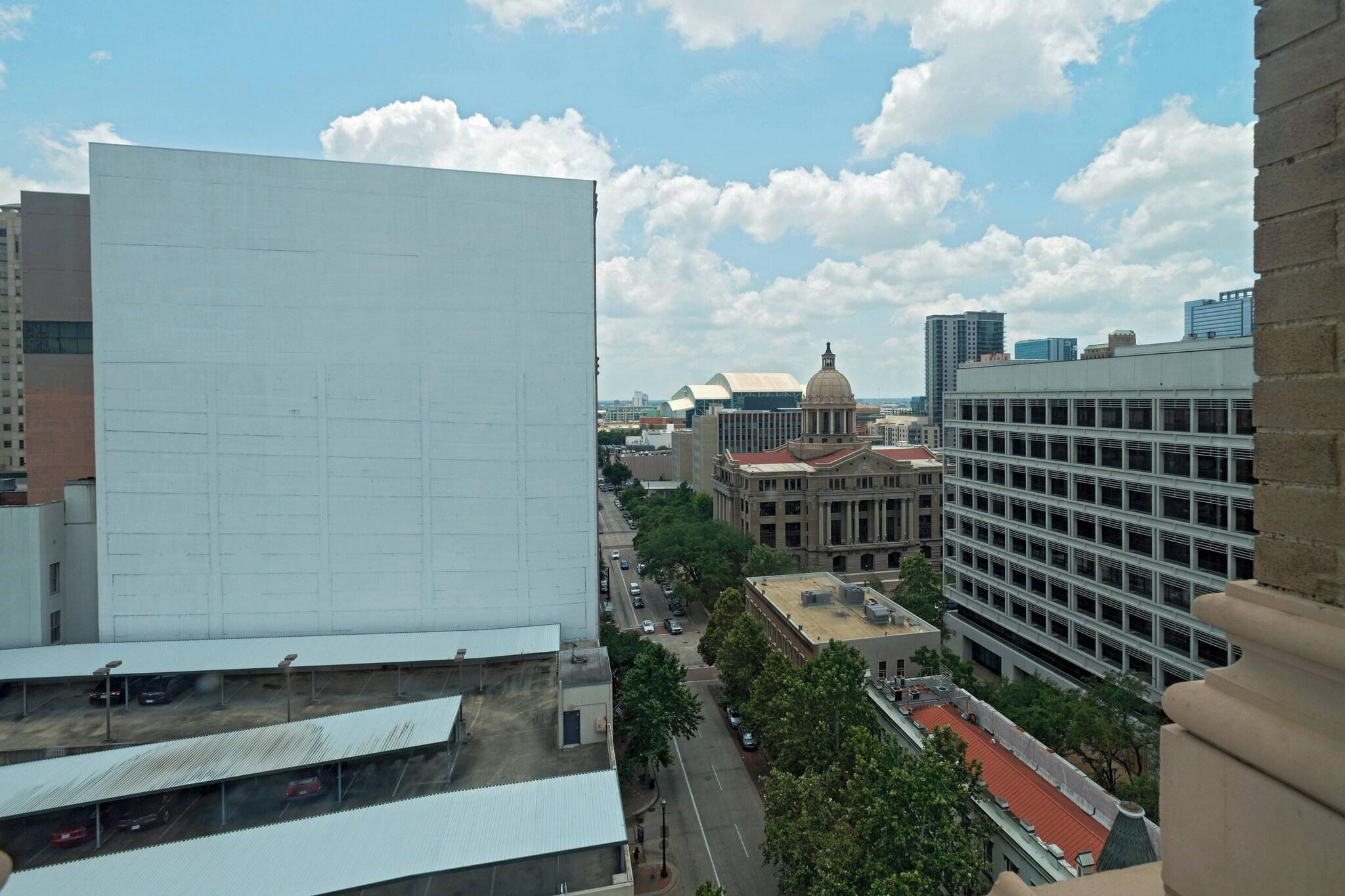 Junior Suite King Bed One Bedroom 