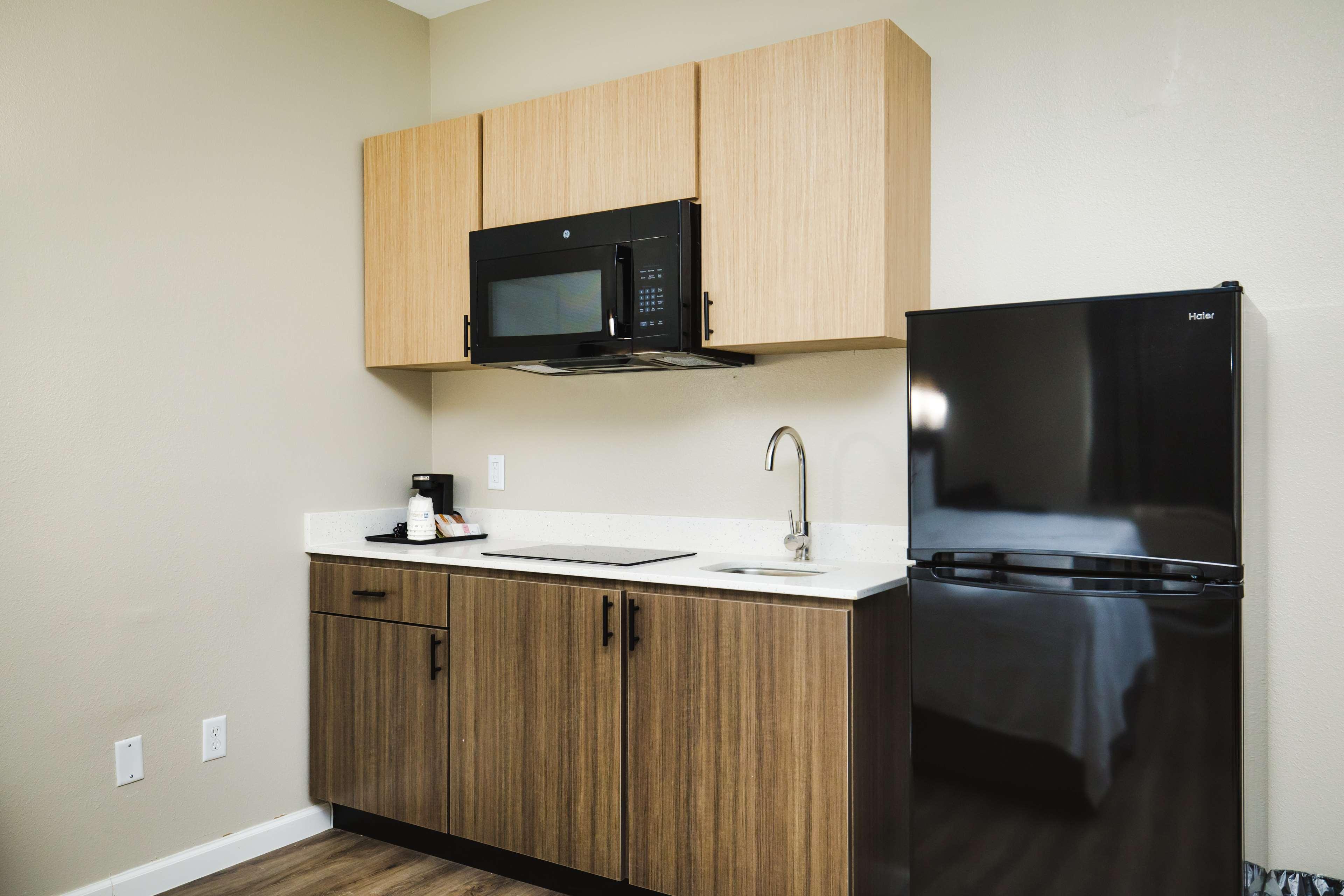 Room Accessible King Size Bed