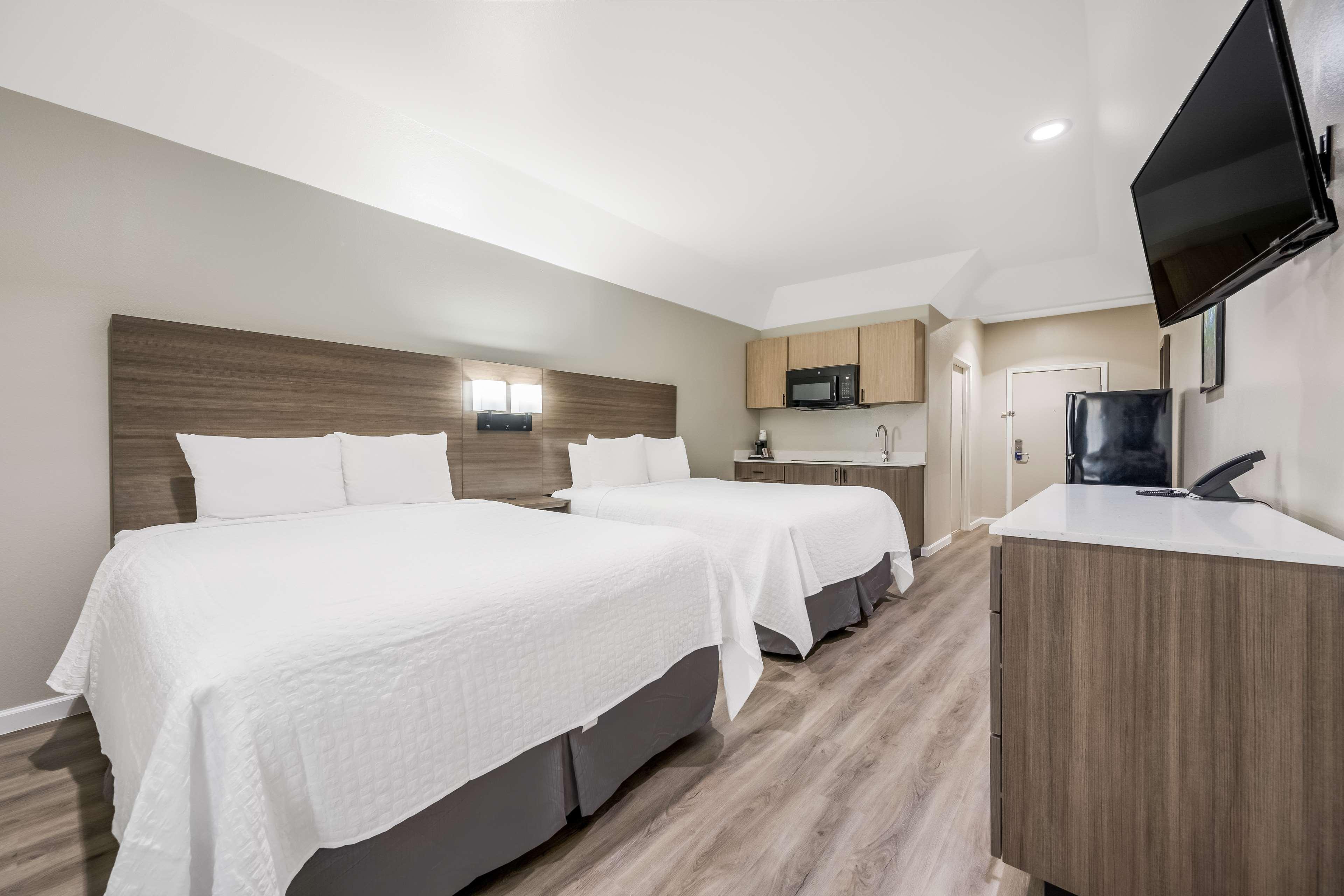 Room Accessible-two Queen Beds