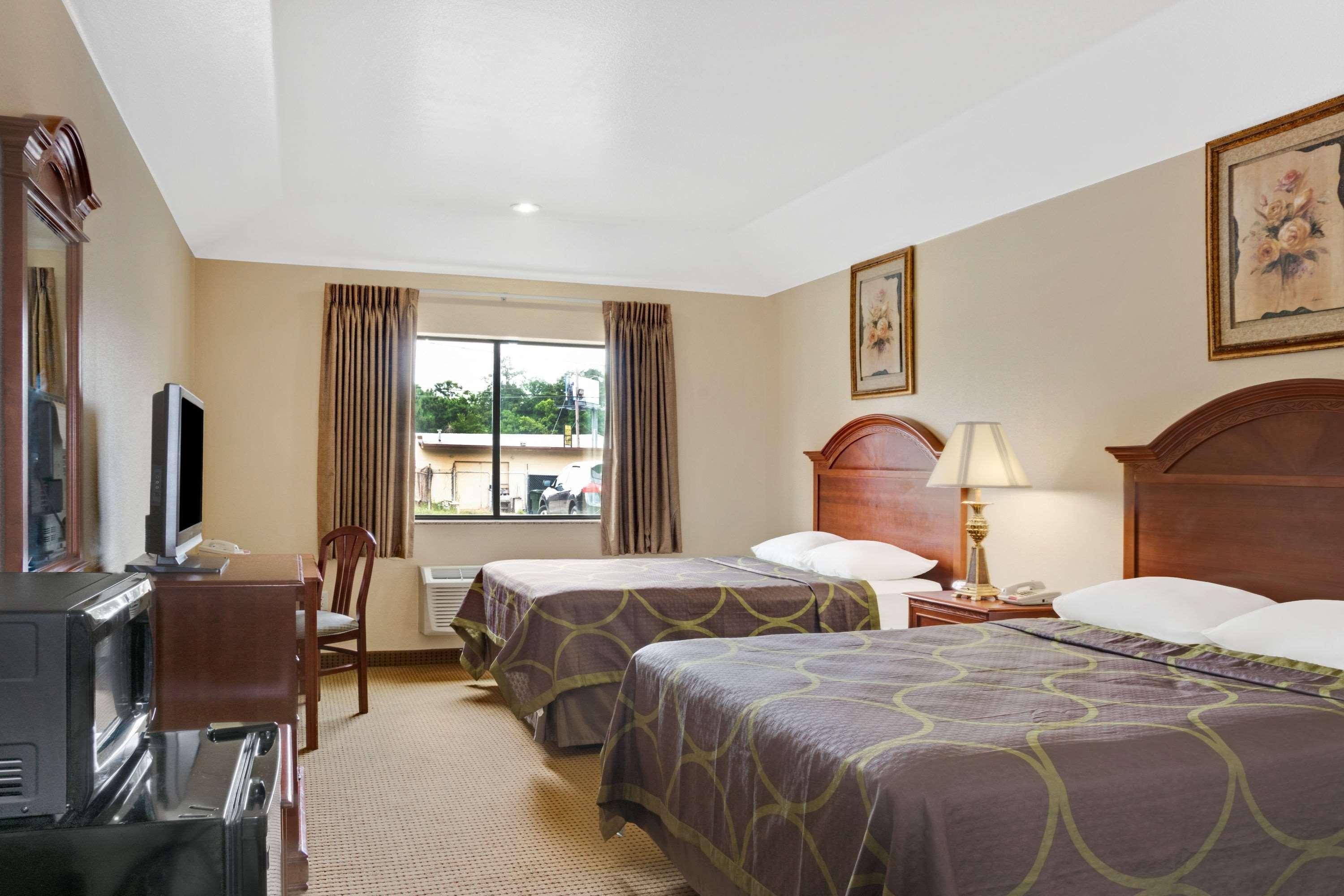 Room Two Queen Beds Non Smoking