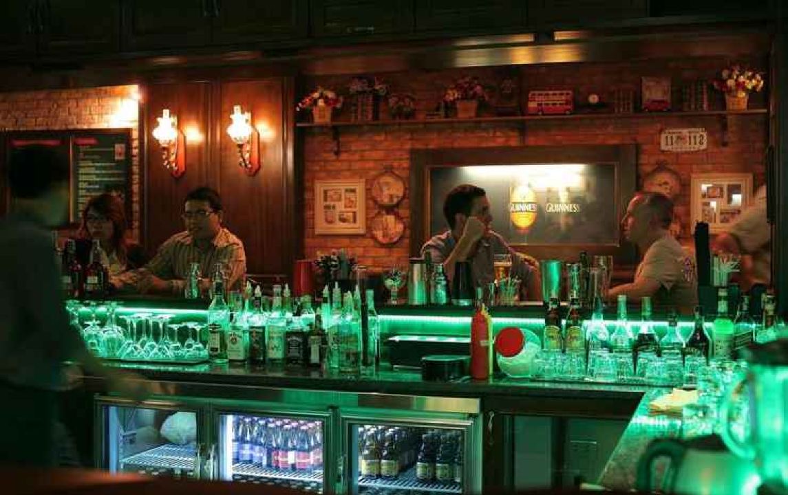 Bar