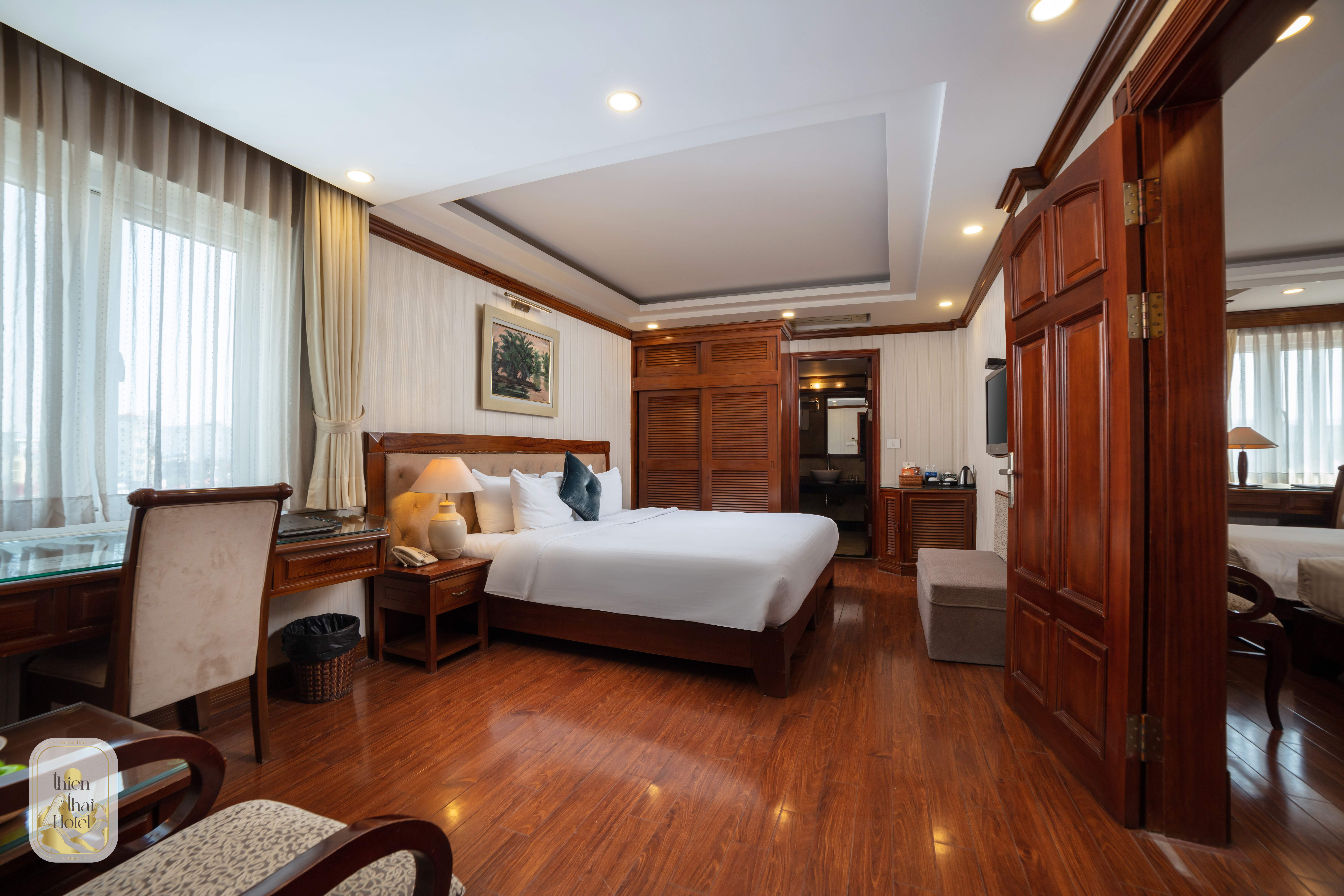 Family Room Connecting Room