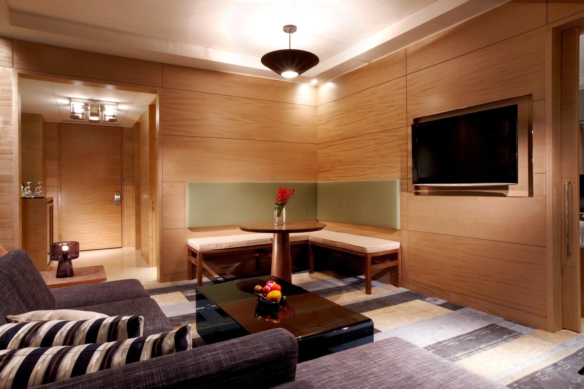 Suite Executive King Bed