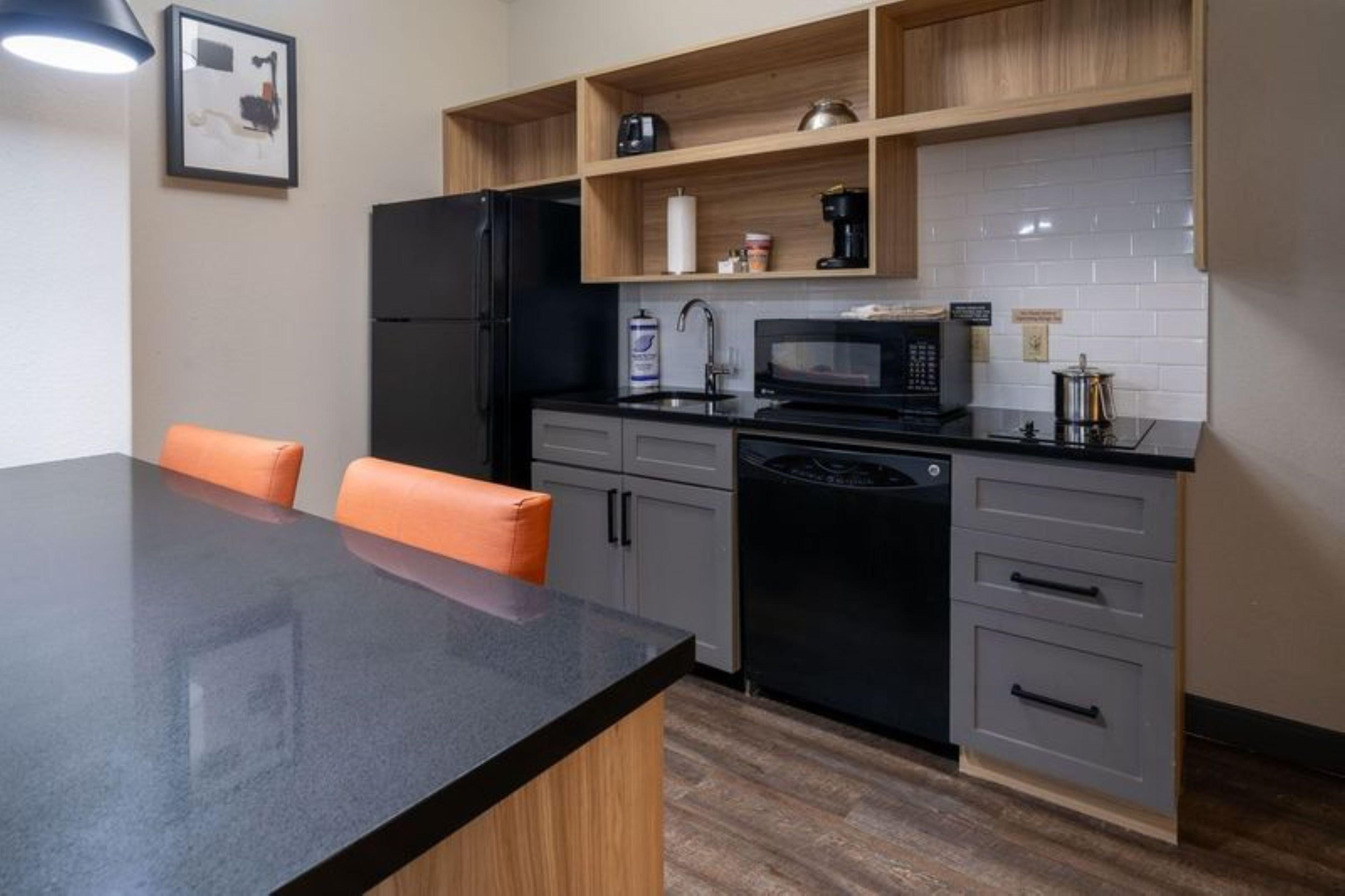 Suite Queen Size Bed