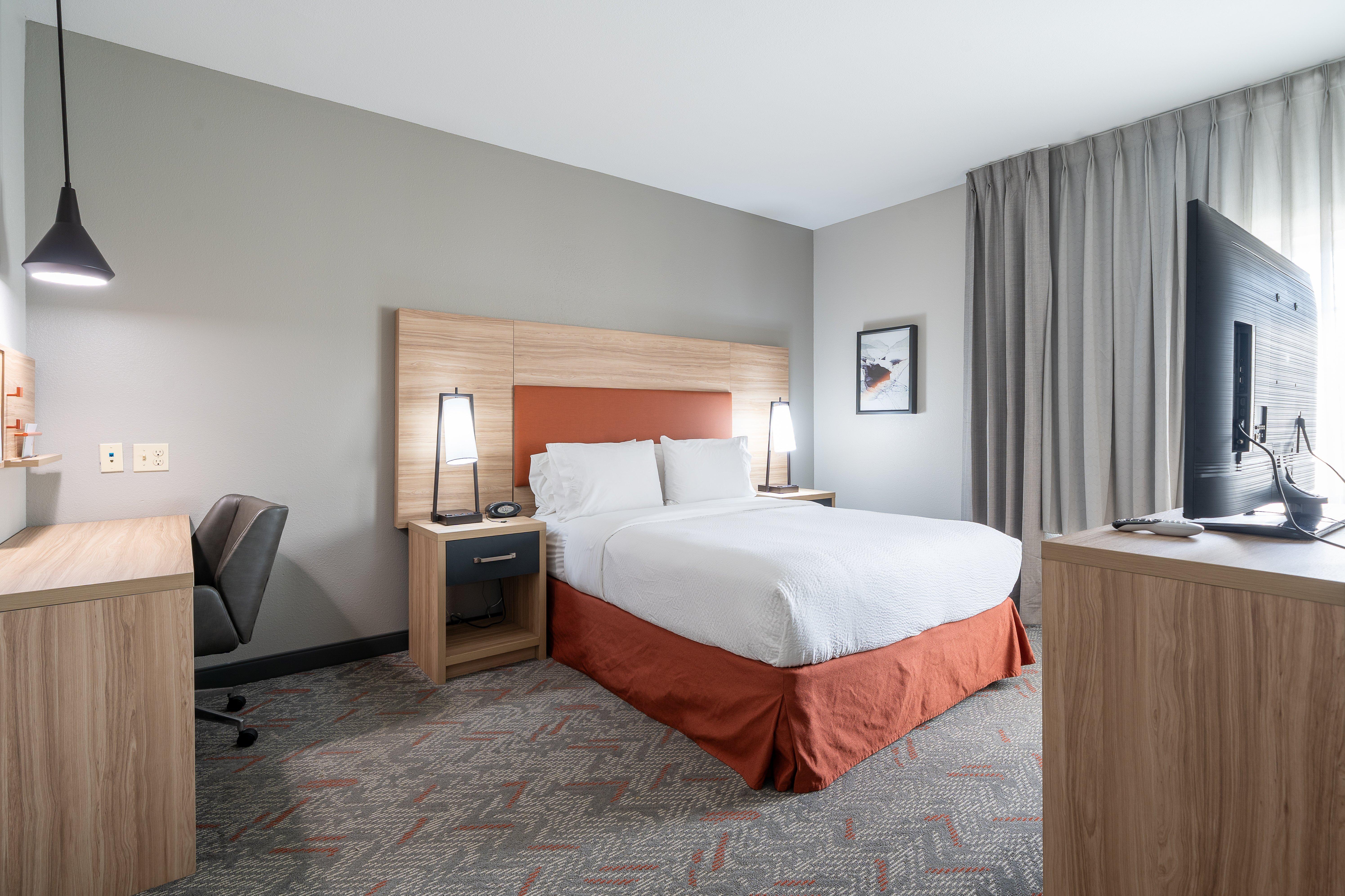 Suite Queen Size Bed