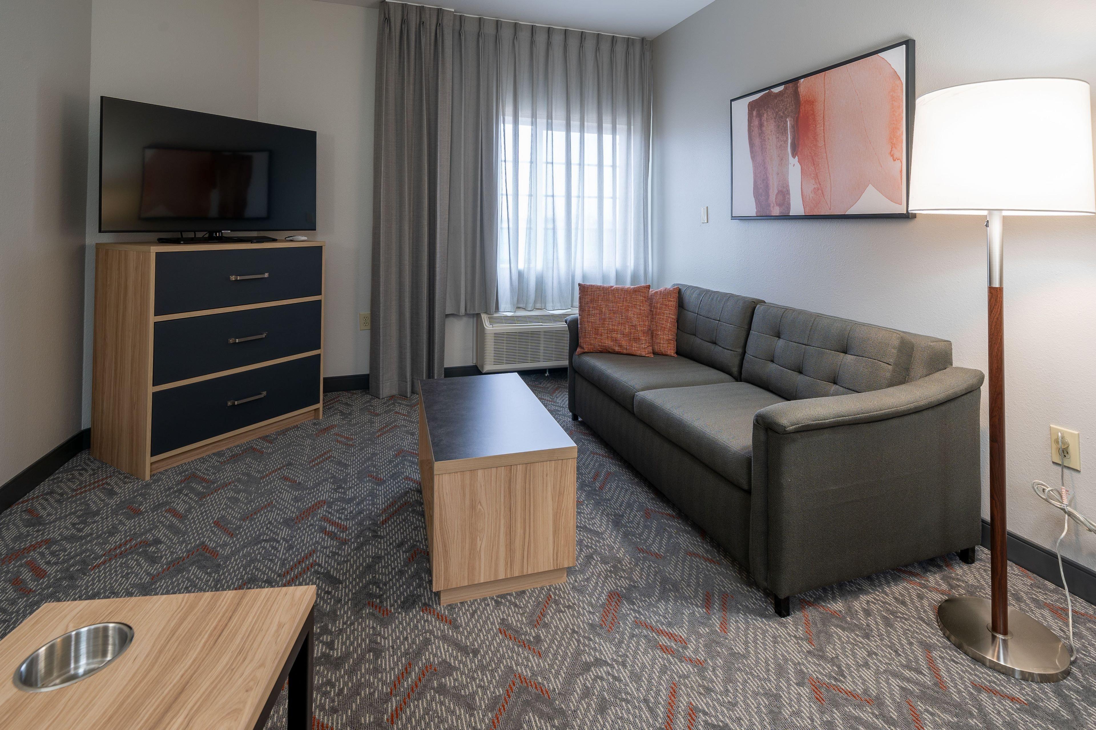 Suite Queen Size Bed