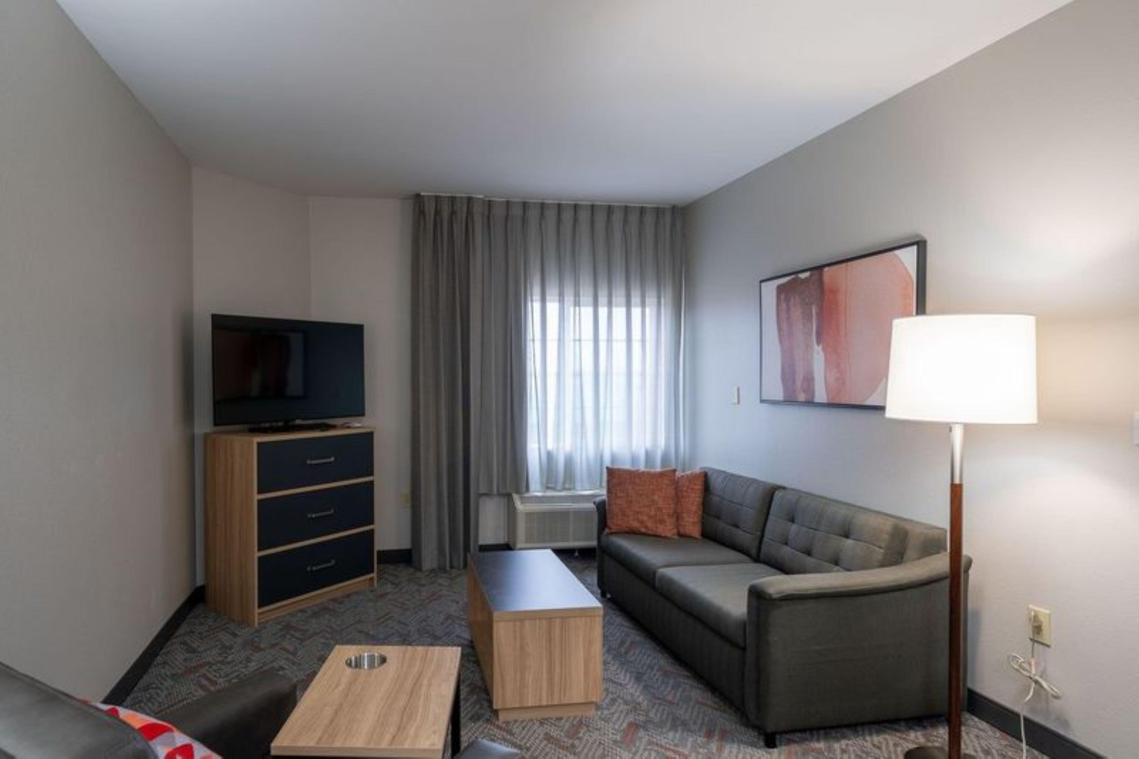 Suite Queen Size Bed