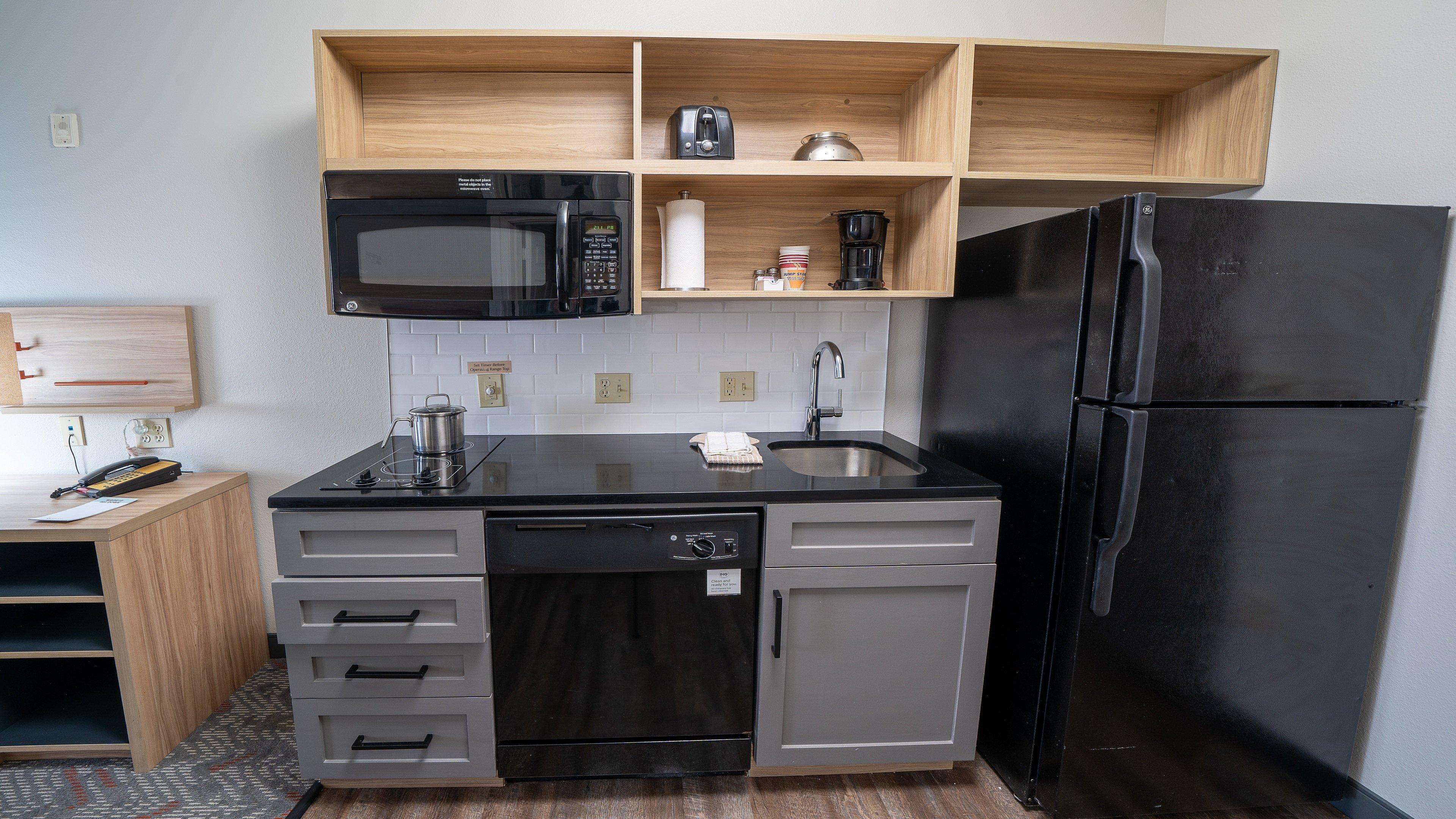 Studio Queen Size Bed