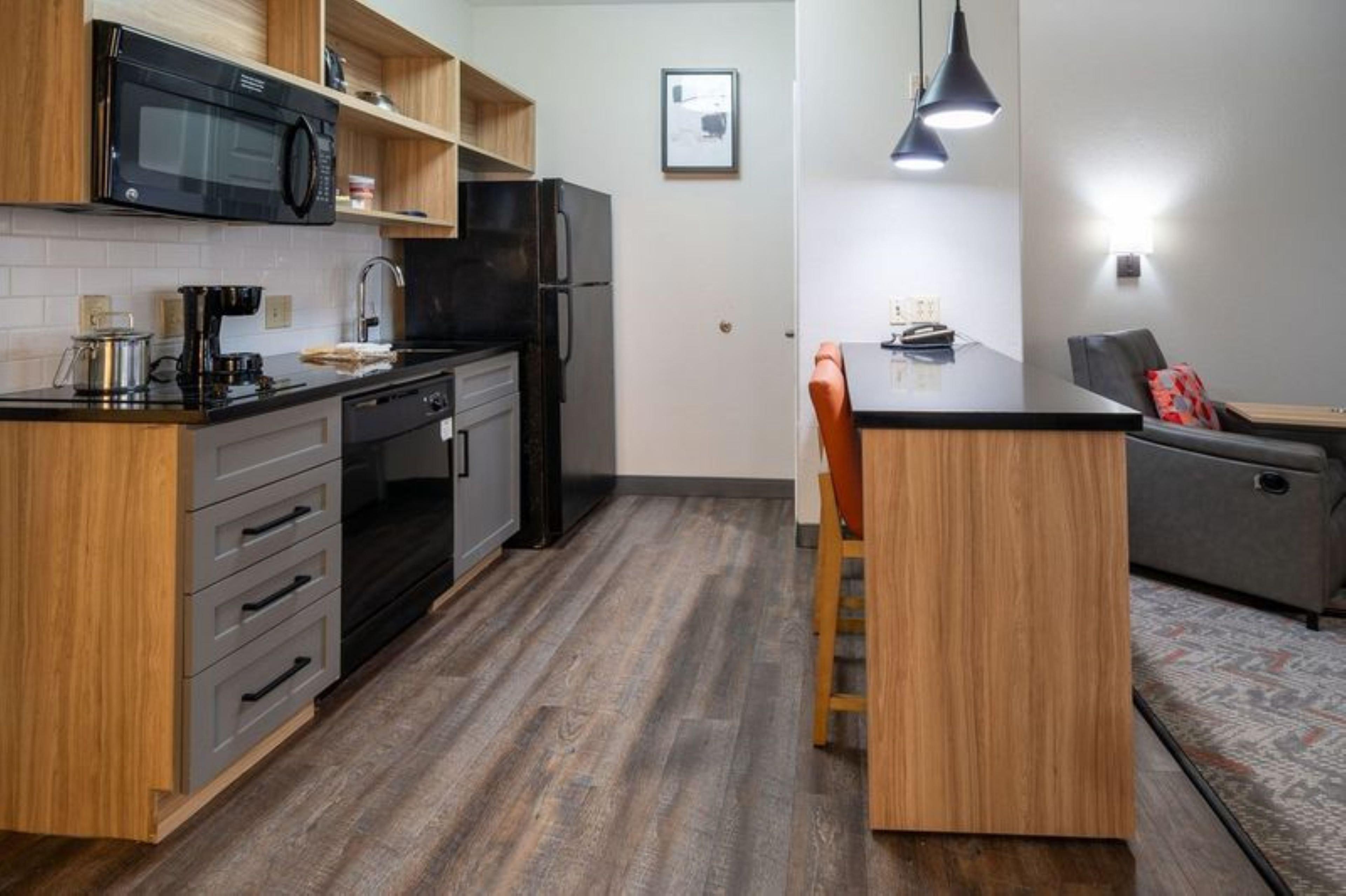 Suite Queen Size Bed