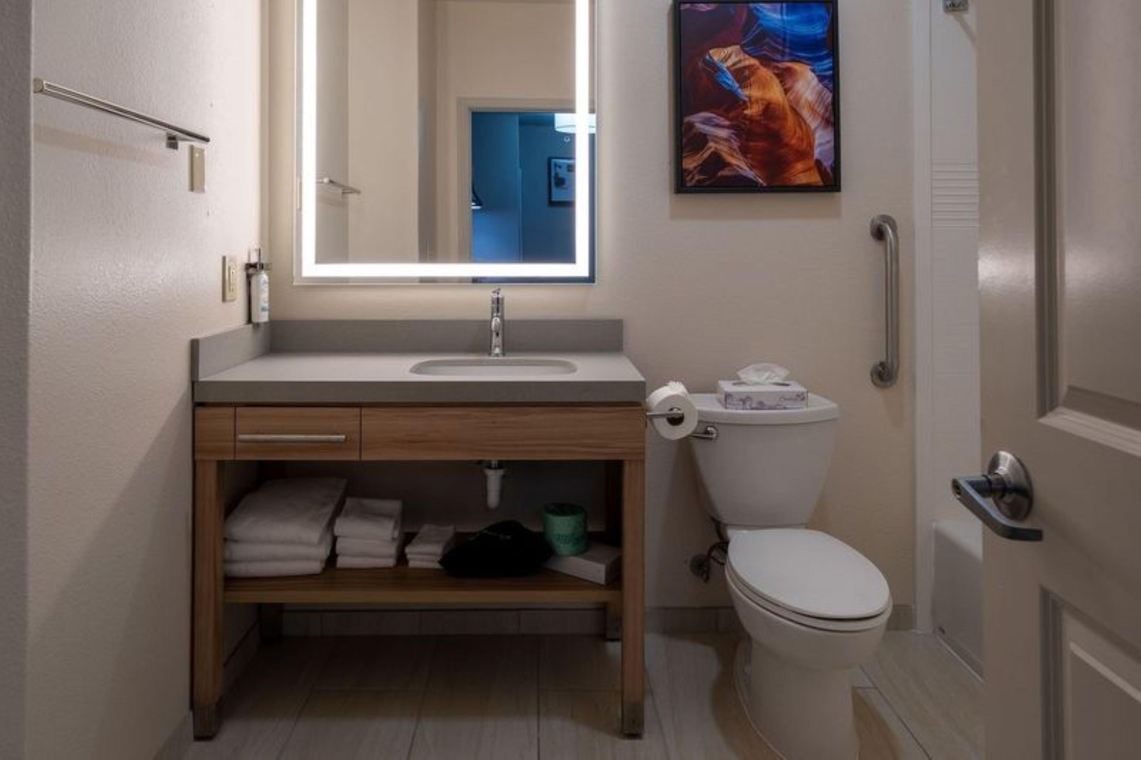 Suite Queen Size Bed