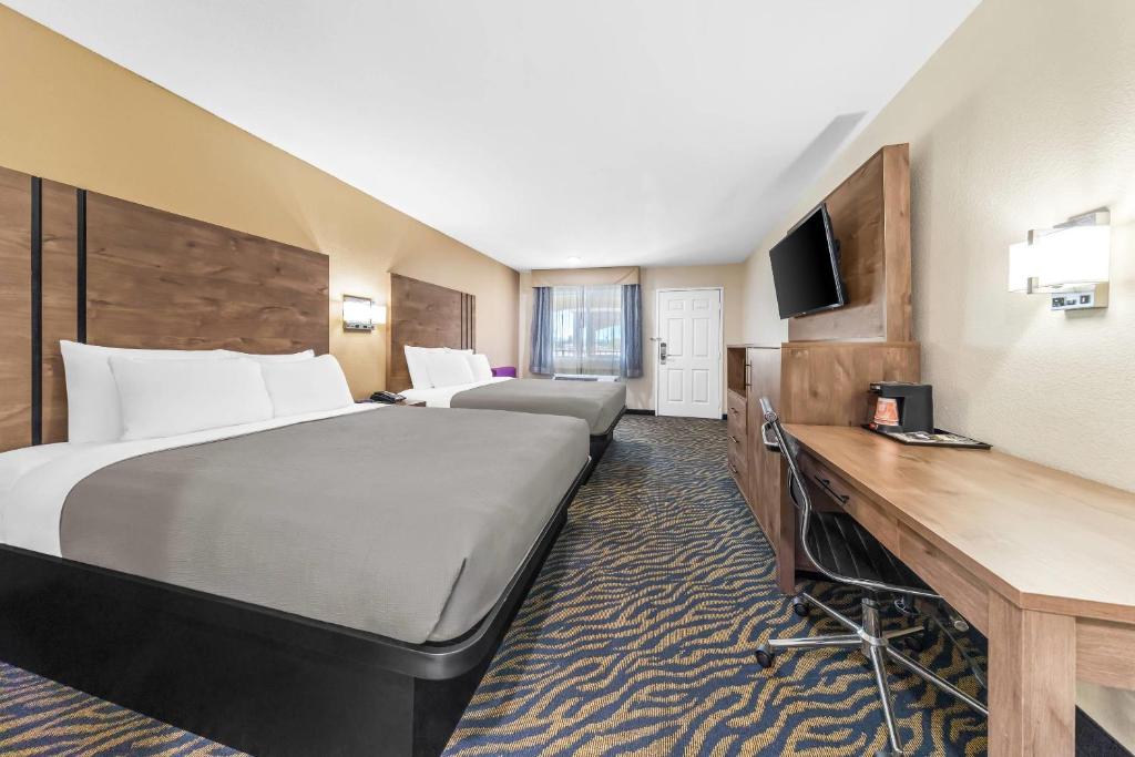 Room Two Queen Beds Non Smoking