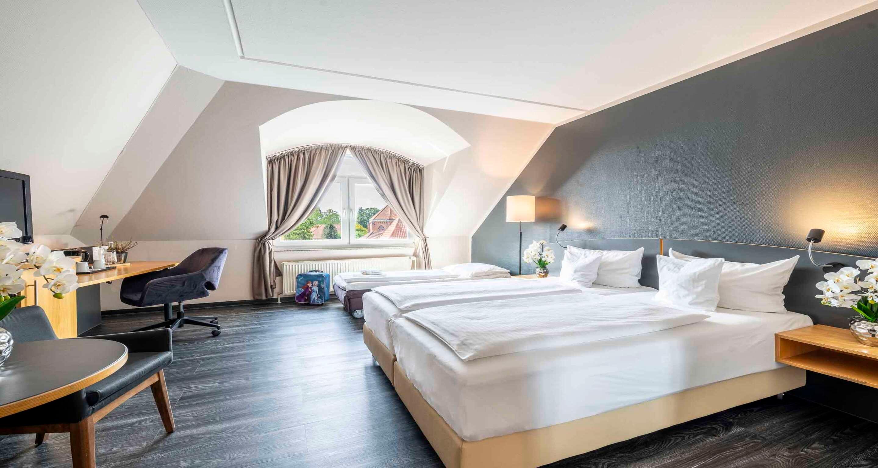 Family Room Capacity 3