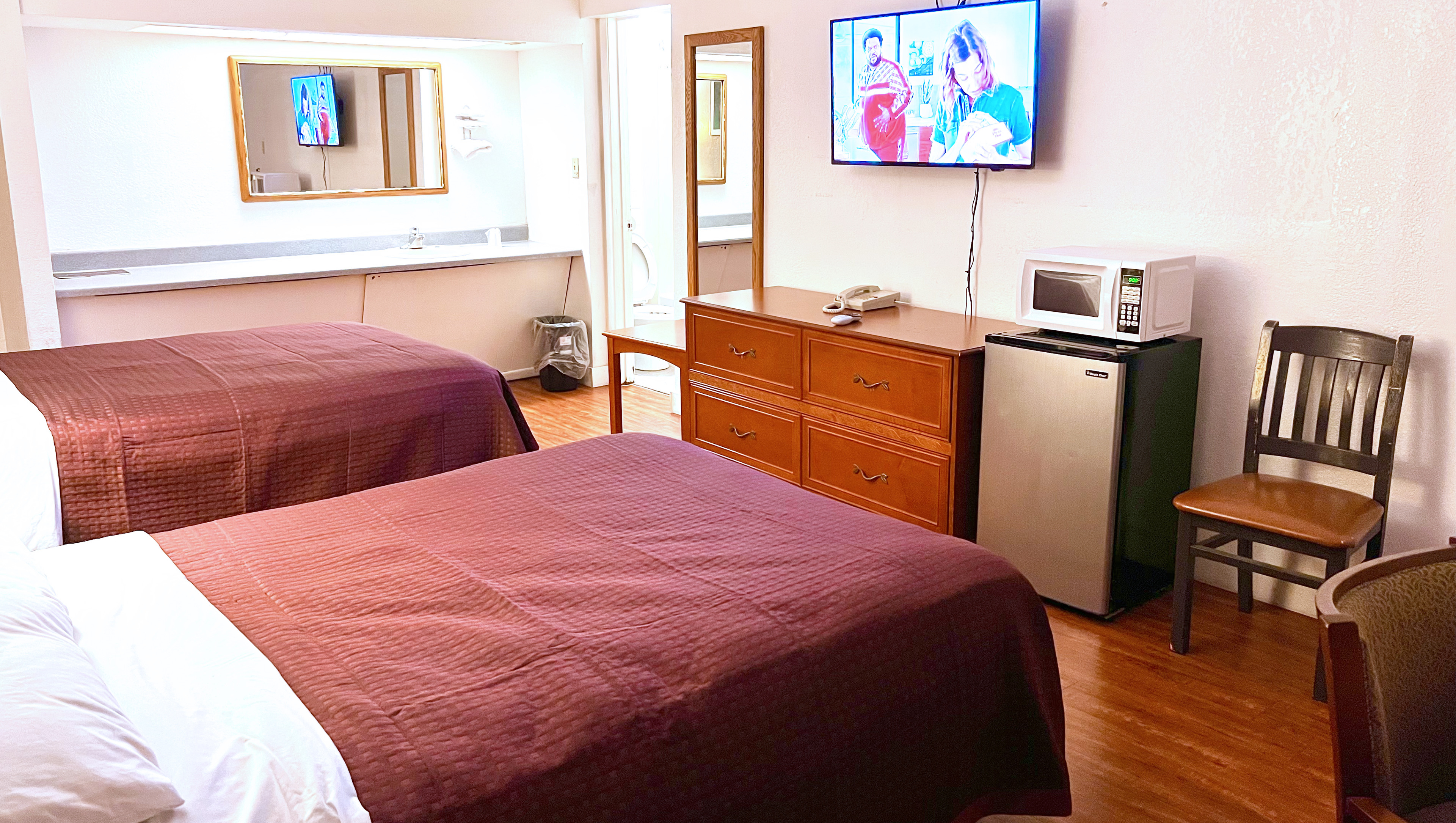 Double Two Double Beds Non Smoking