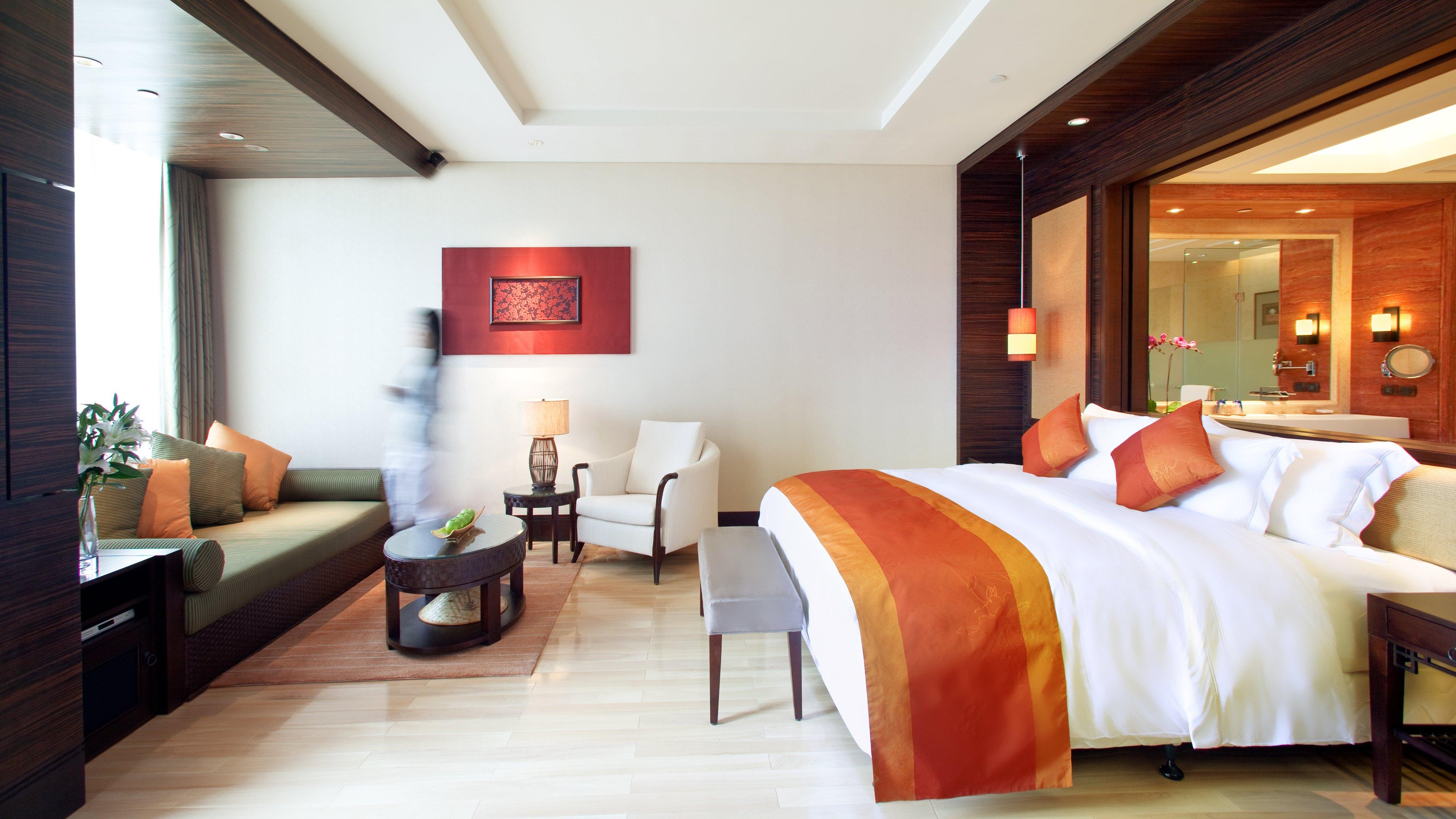 Double Club King Bed