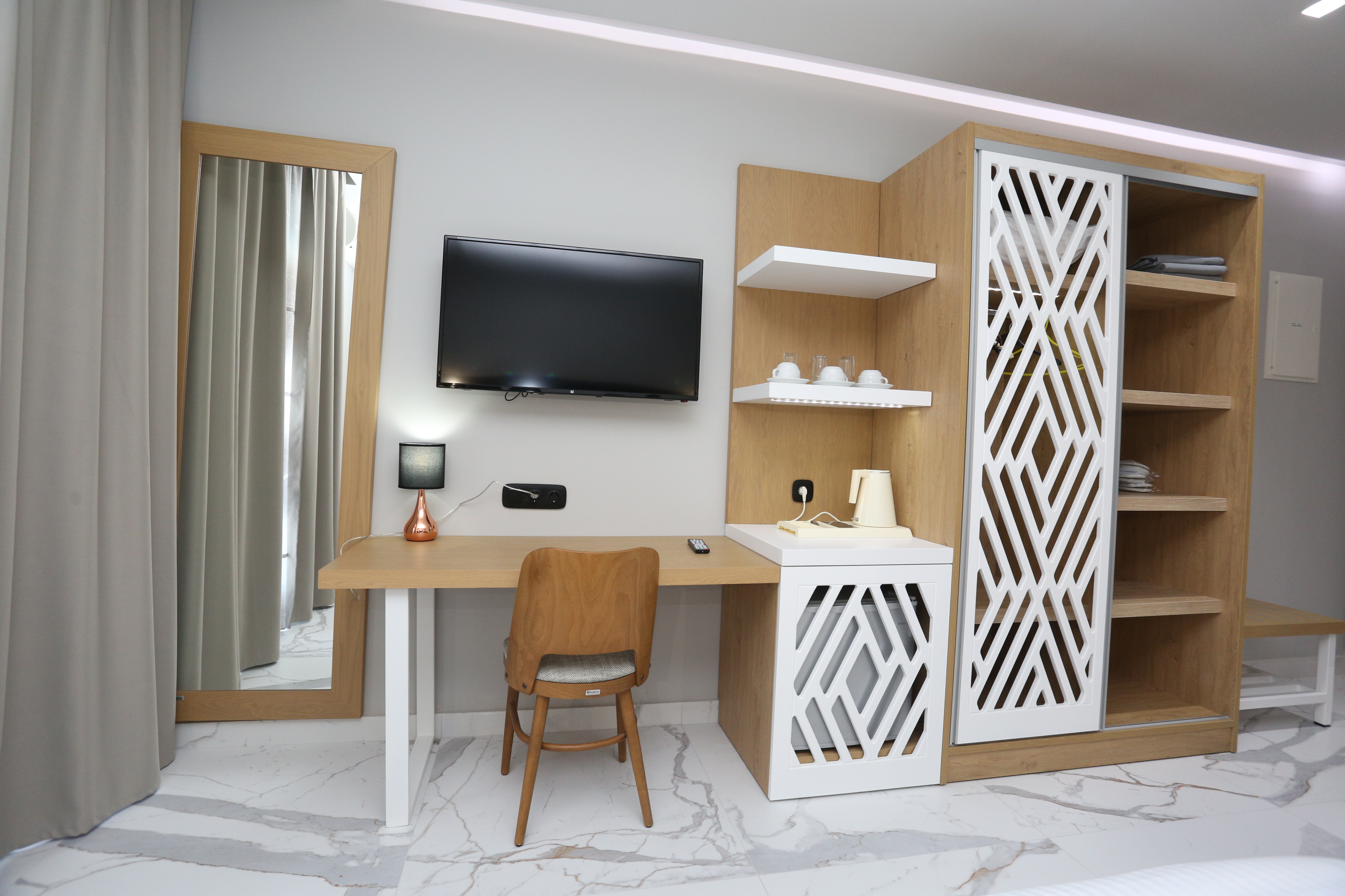 Double Deluxe Pool View