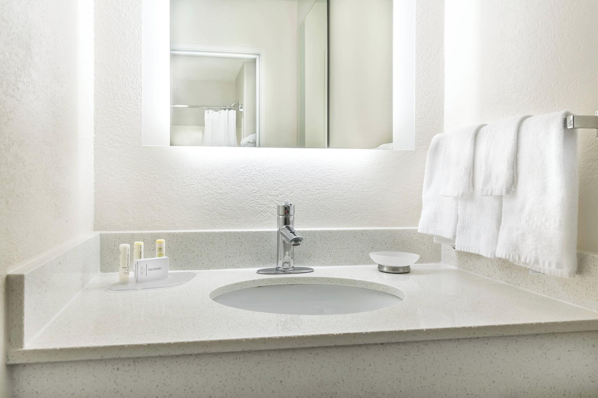 Suite Two Queen Beds