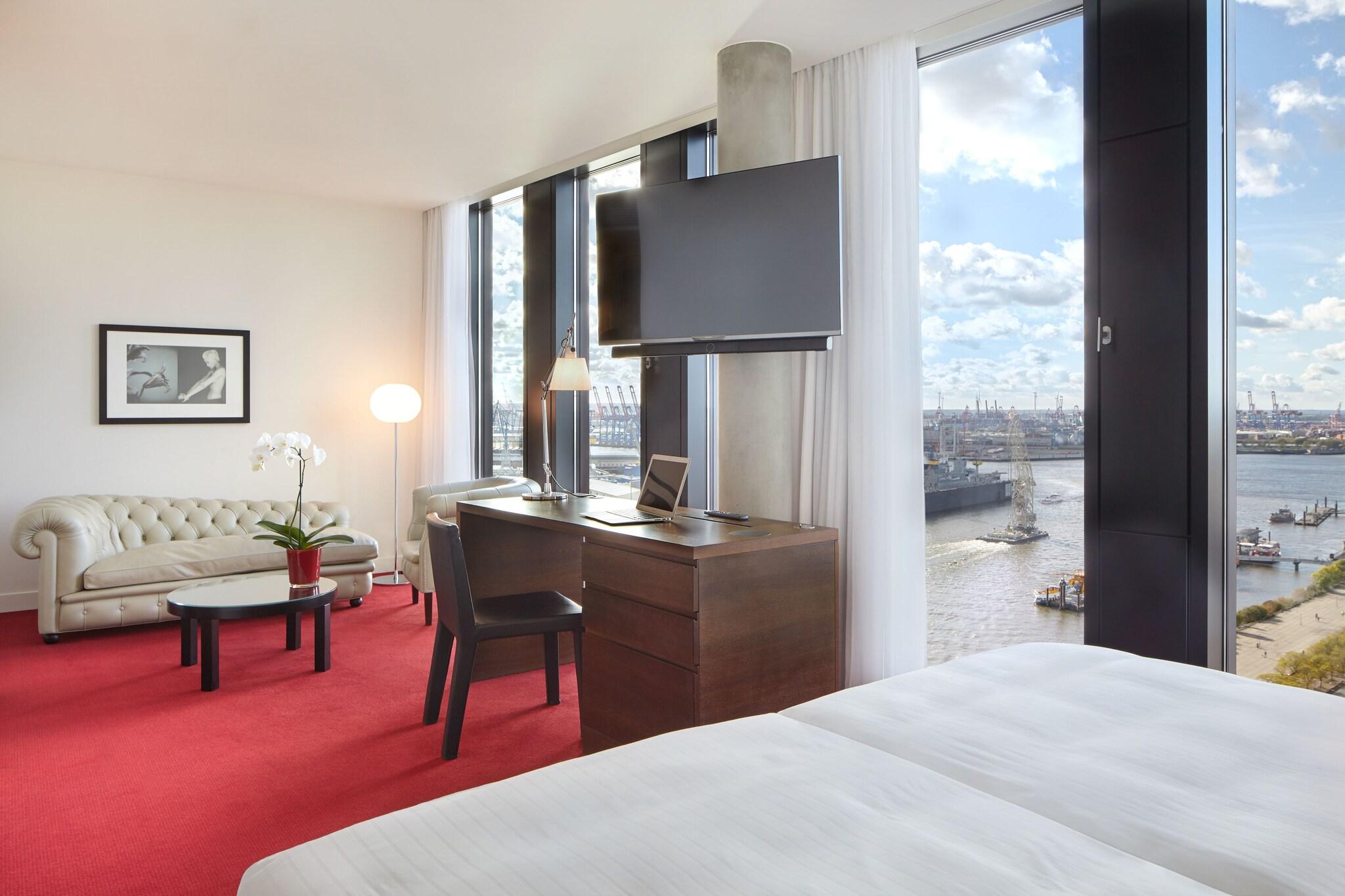 Junior Suite King Size Bed