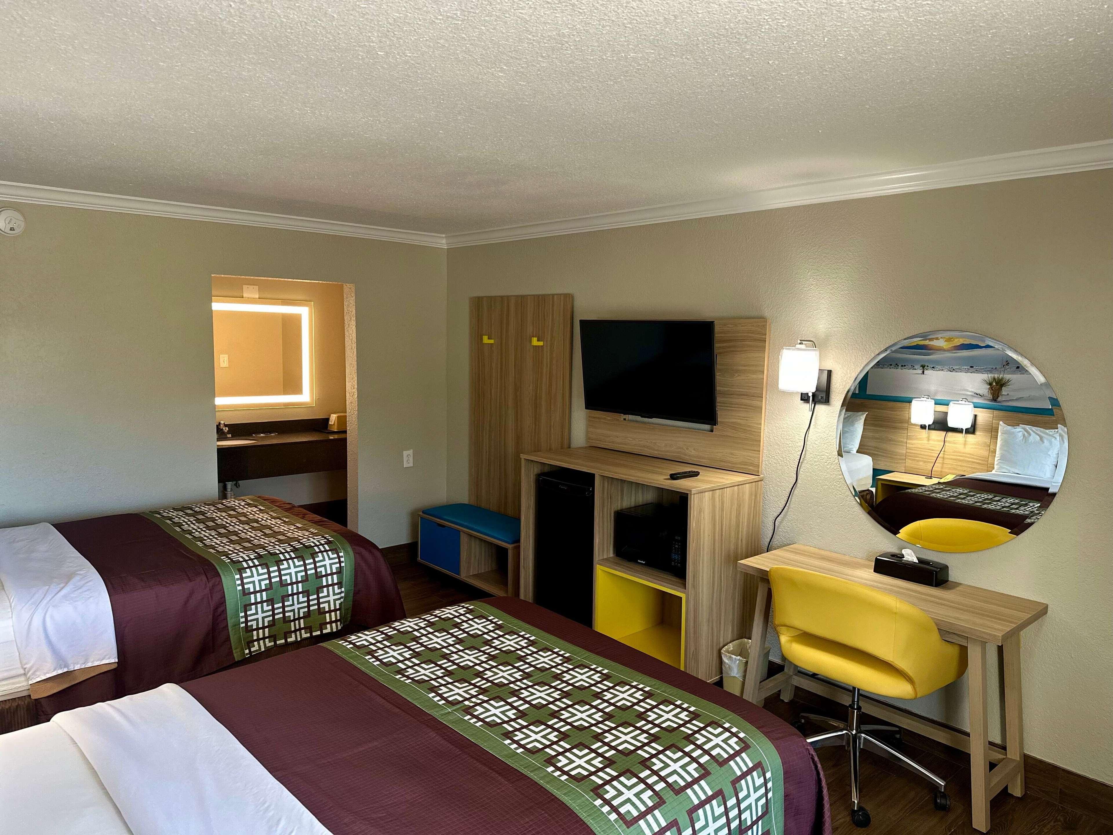 Quadruple Two Double Beds