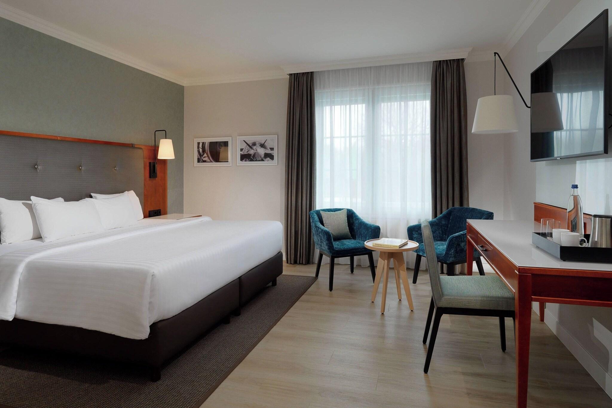 Double King Size Bed