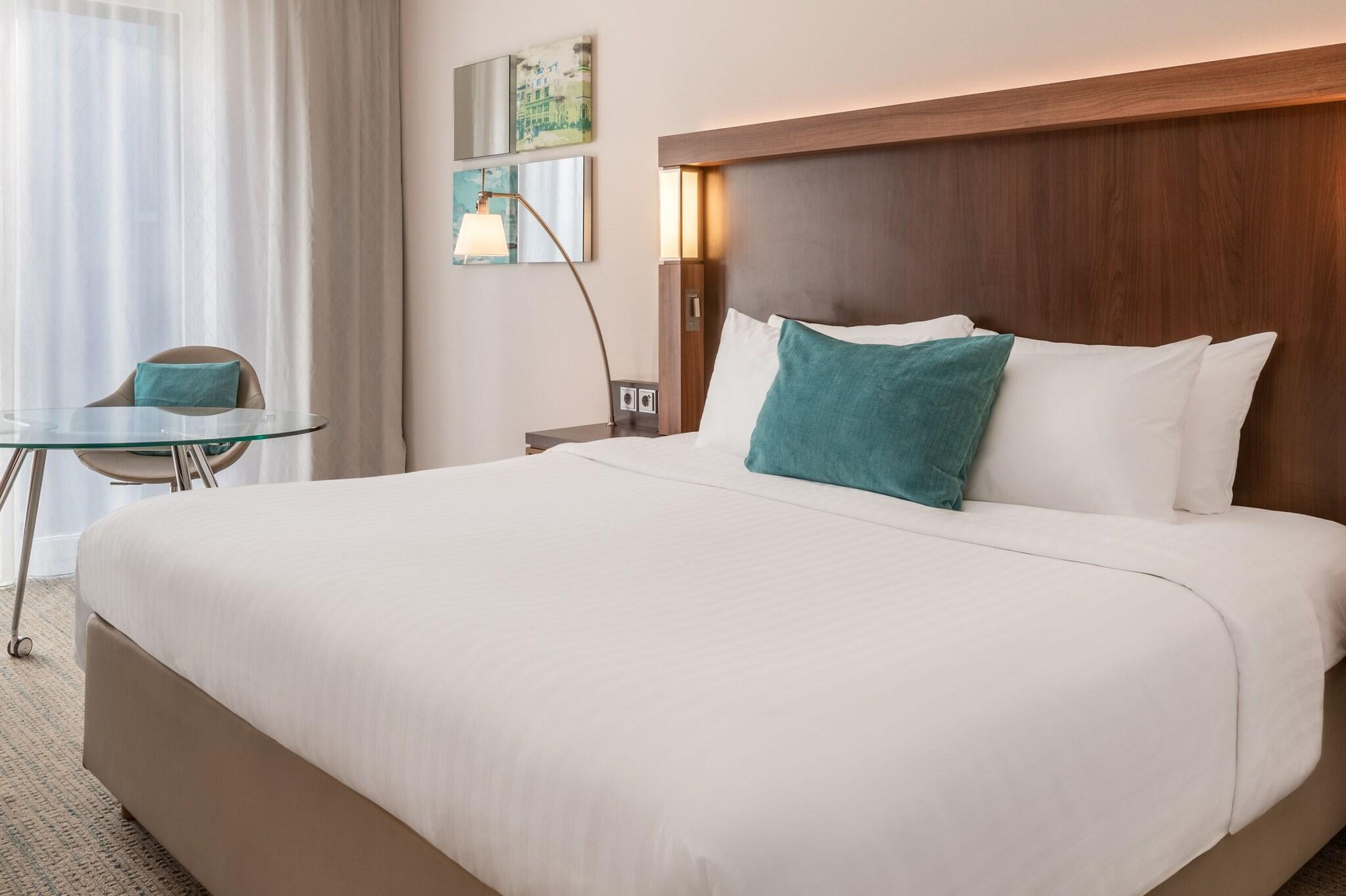 Double King Bed Non Smoking