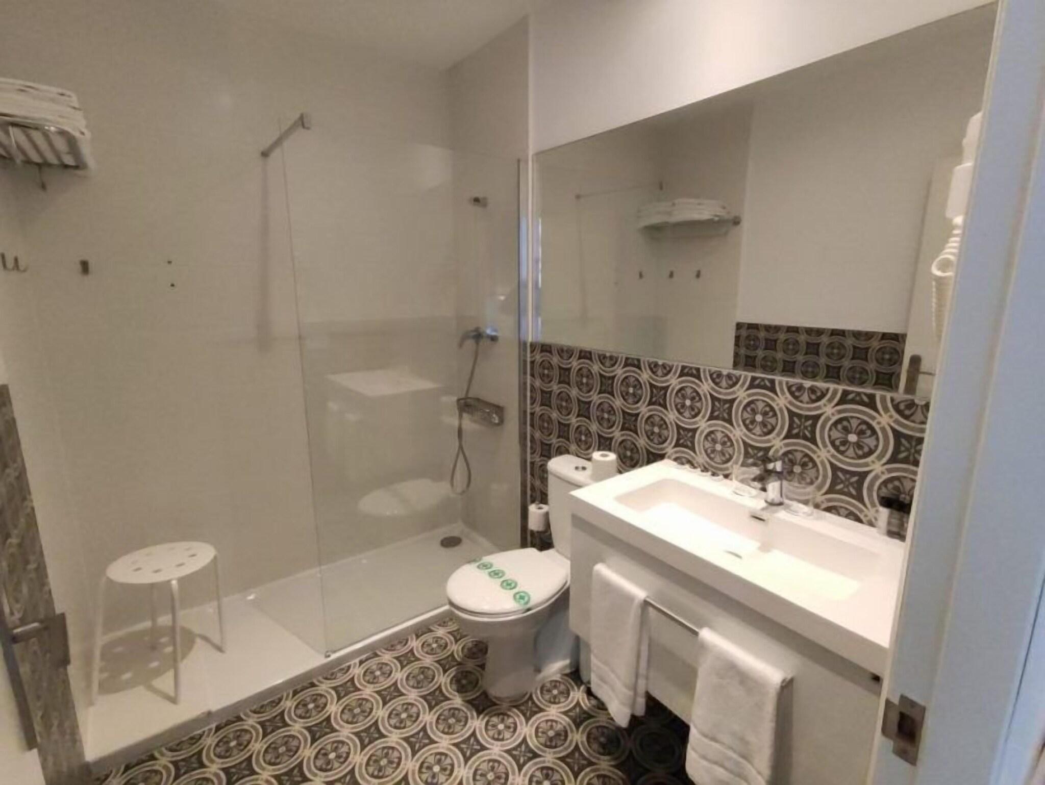 Double Deluxe Two Double Beds