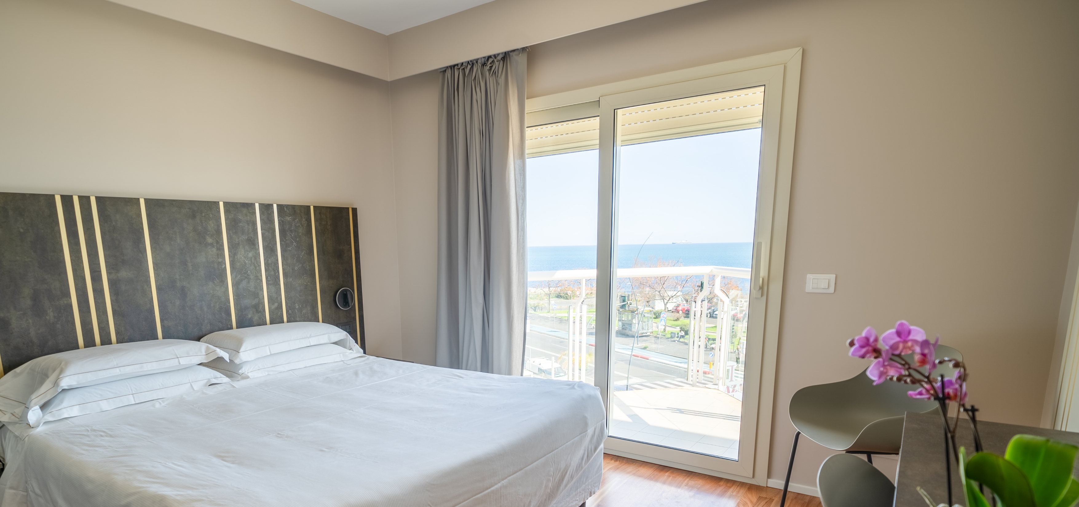 Double Single Sea View