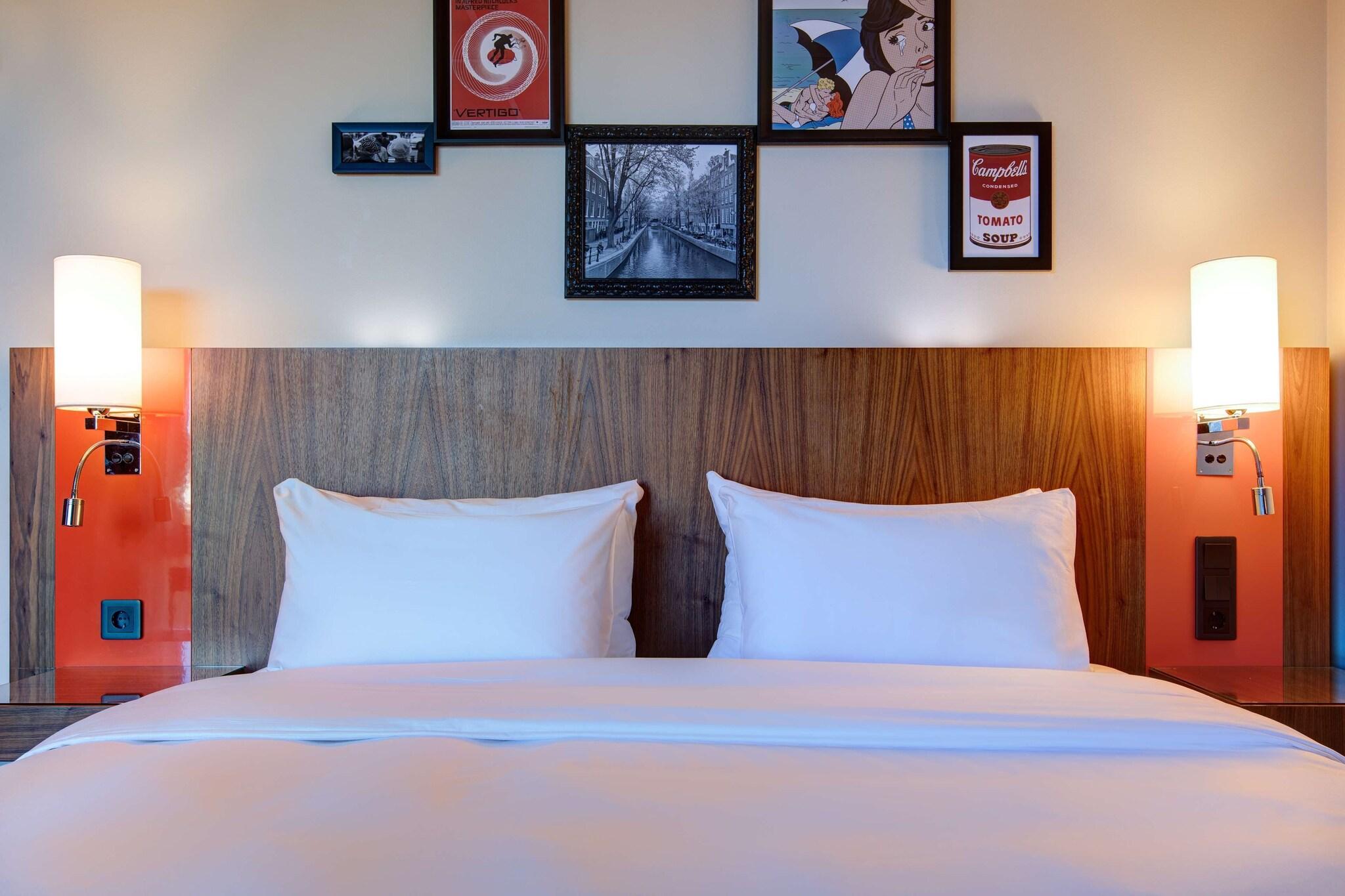 Double Premium Queen Bed