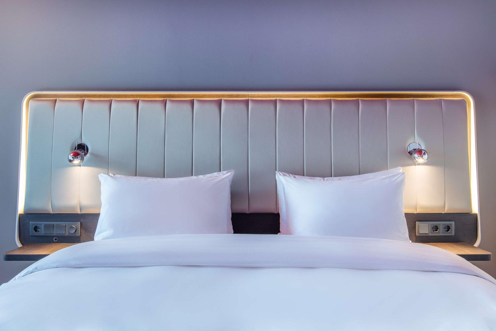 Double King Size Bed