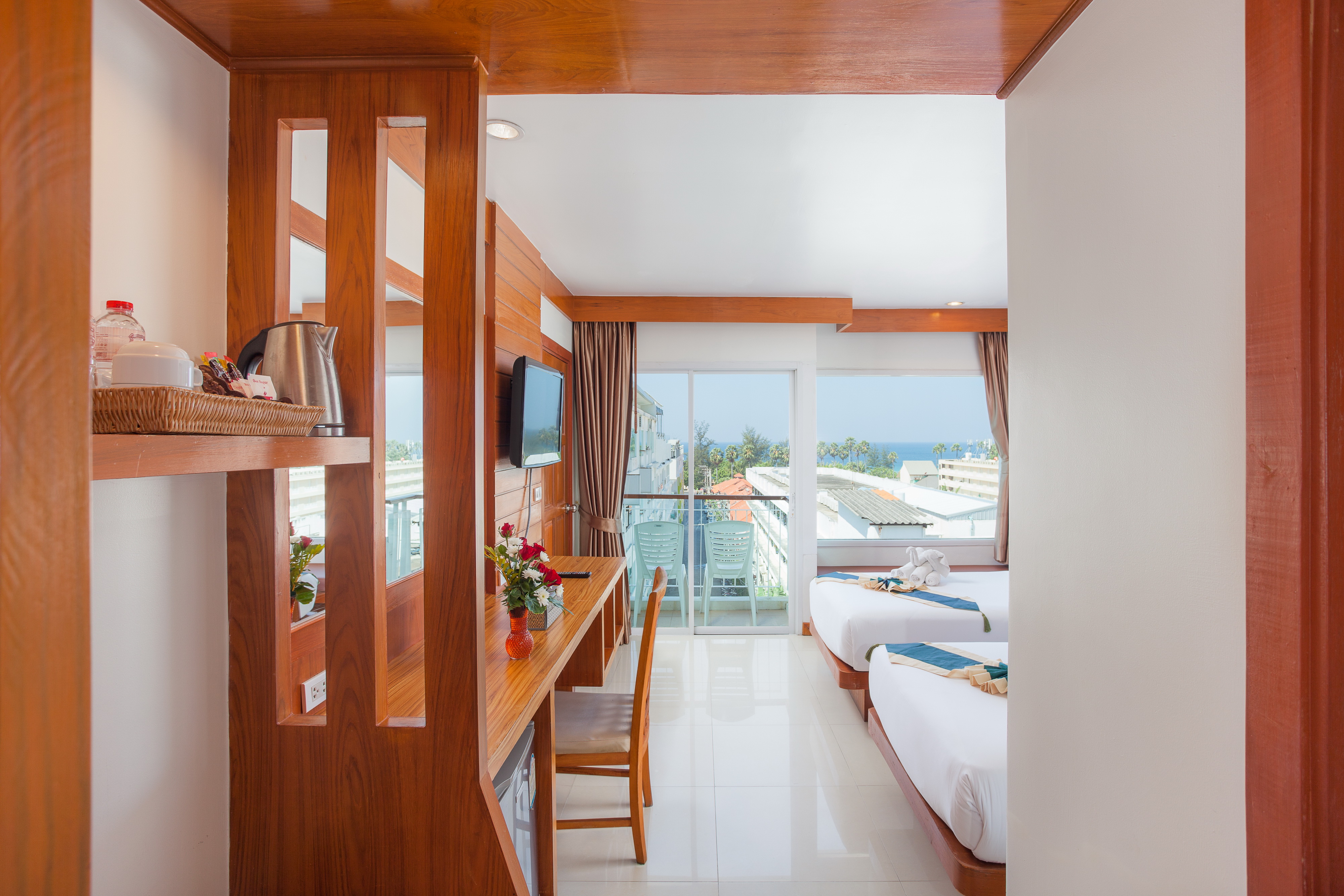 Double or Twin Deluxe