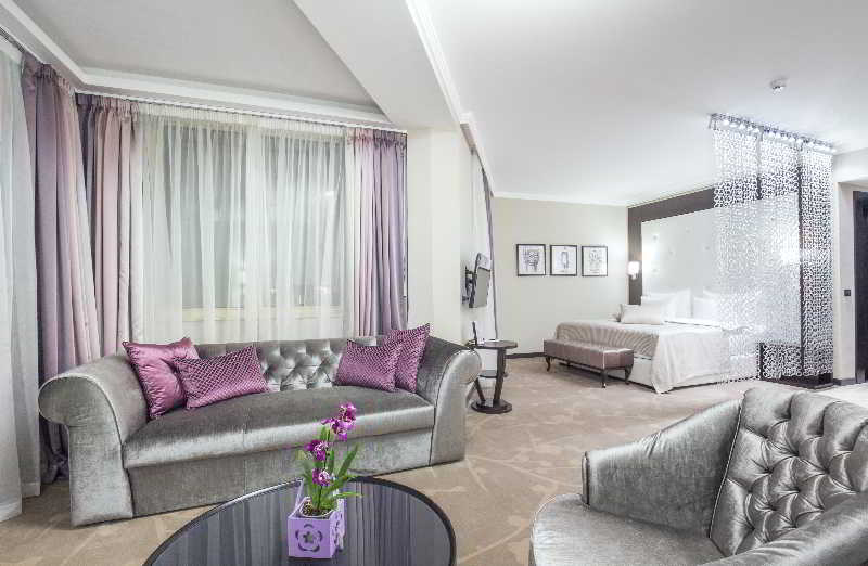 Junior Suite Standard