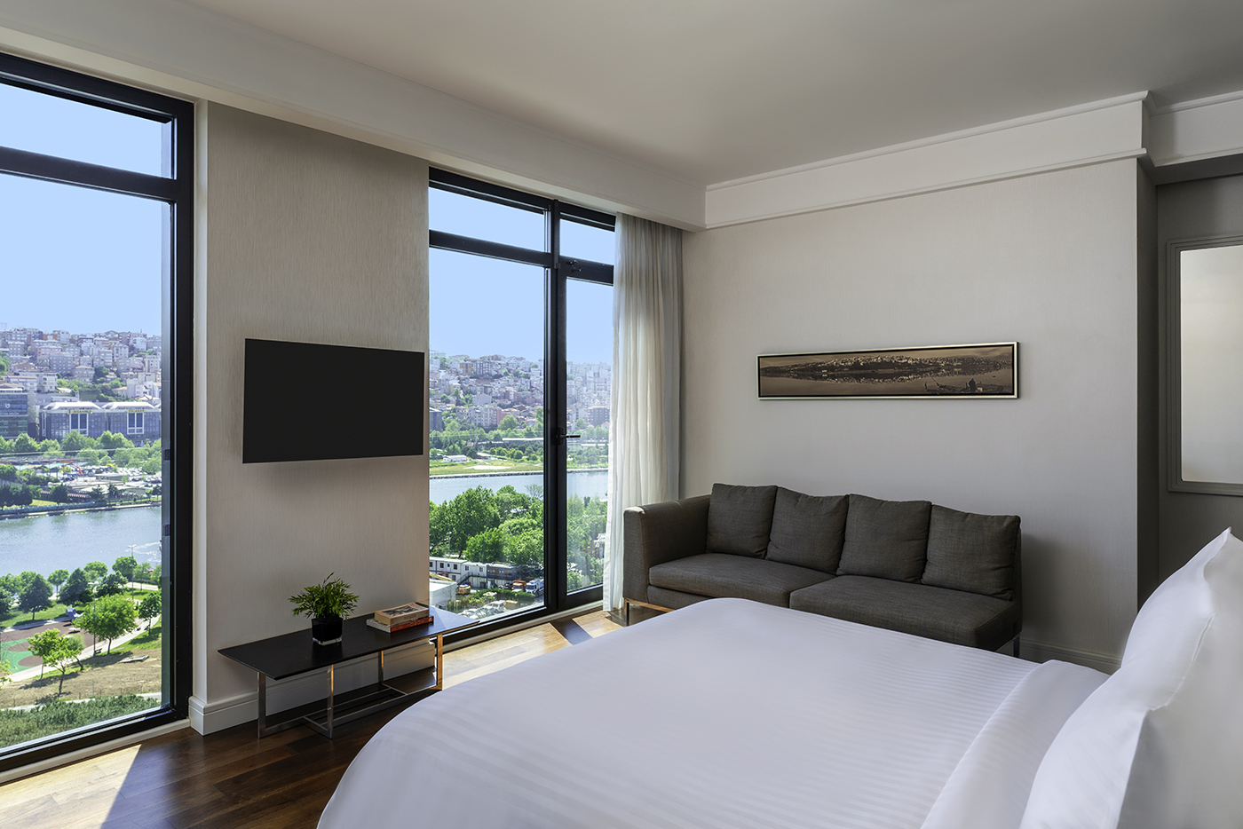 Double King Size Bed