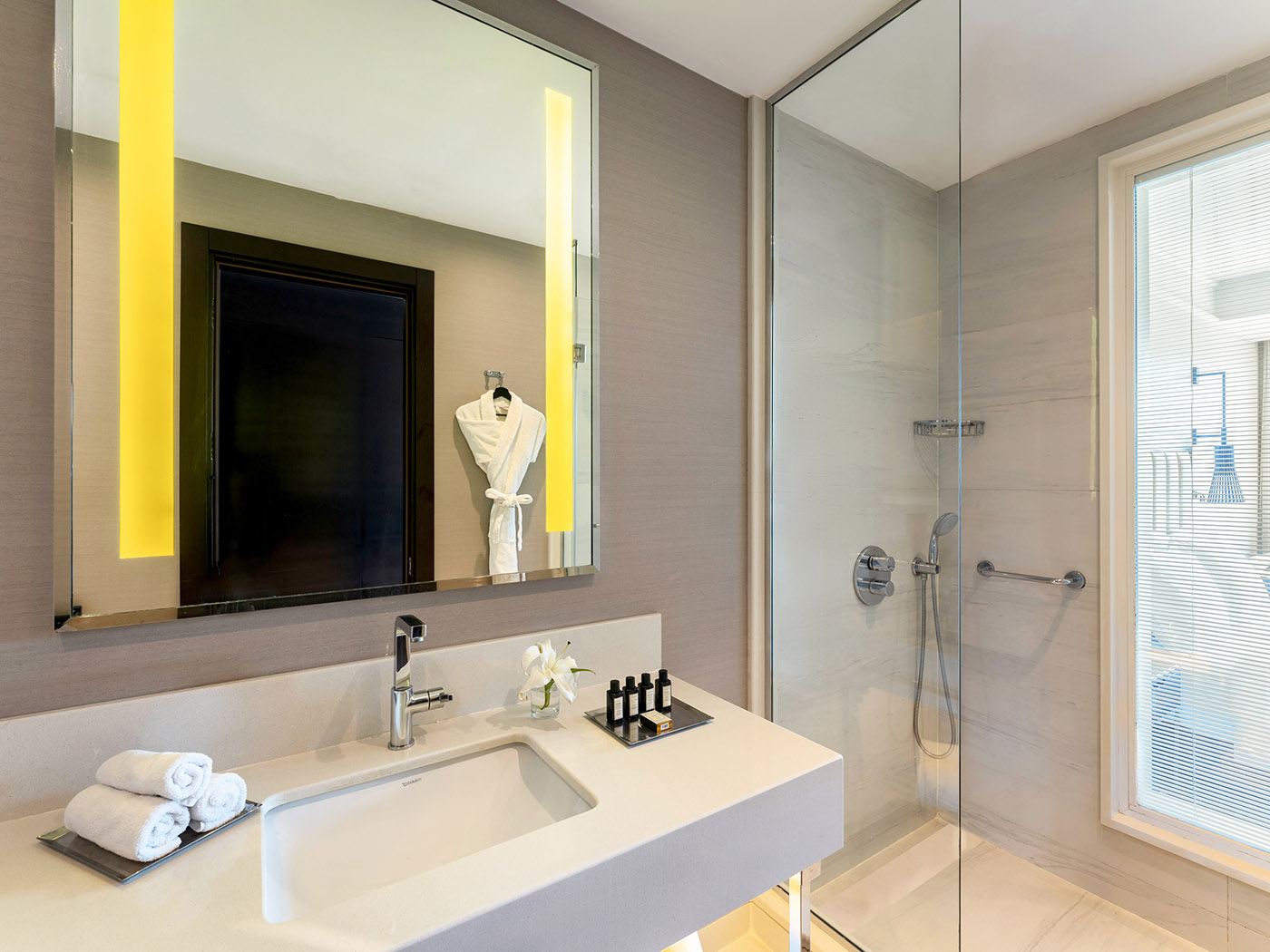 Double Classic King Bed