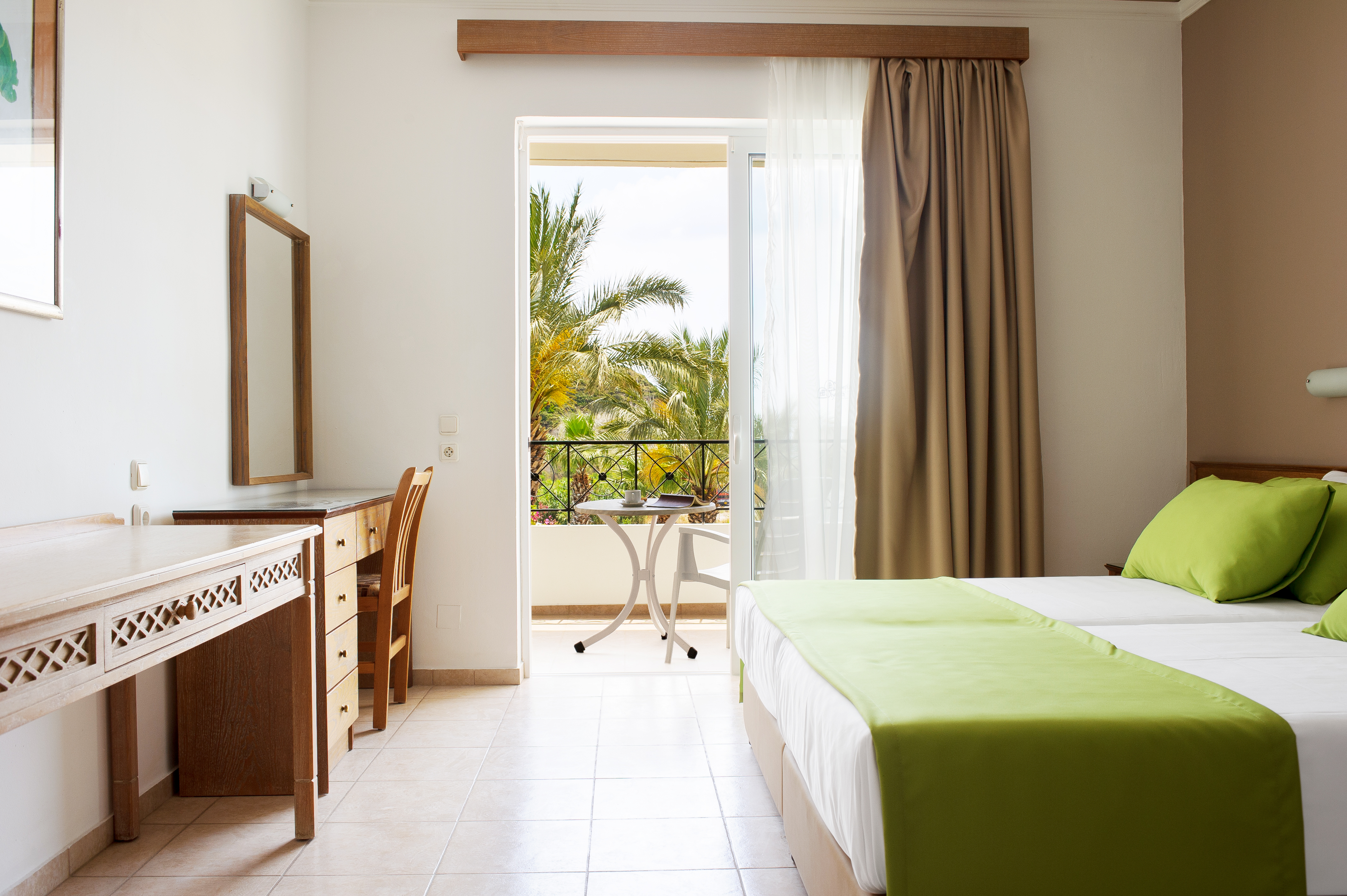 Double or Twin Standard