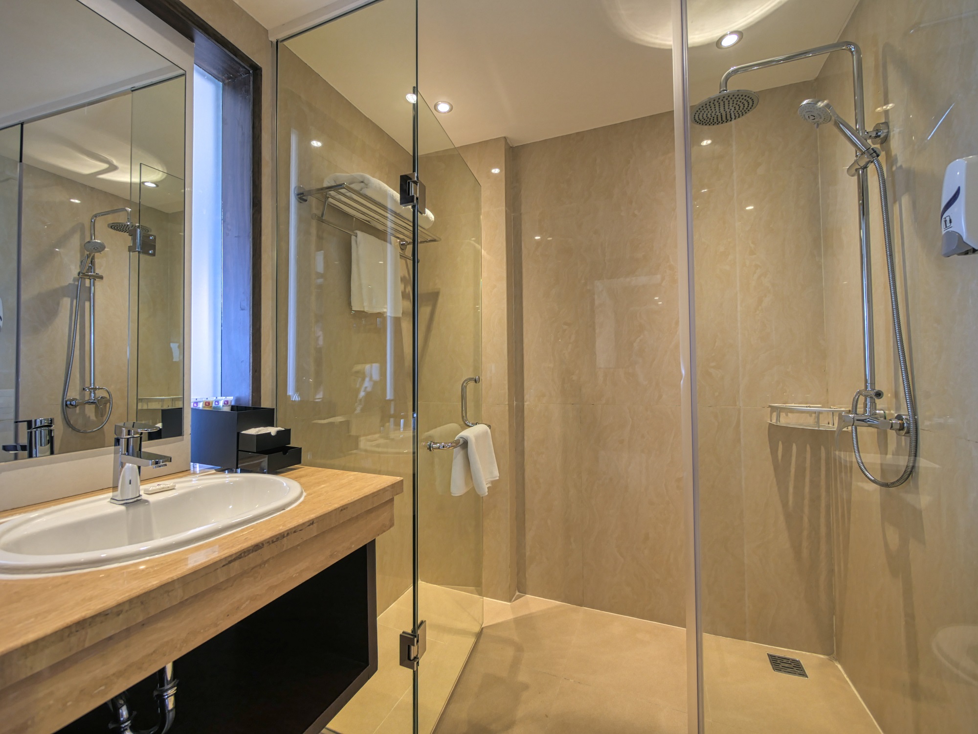 Double or Twin Deluxe