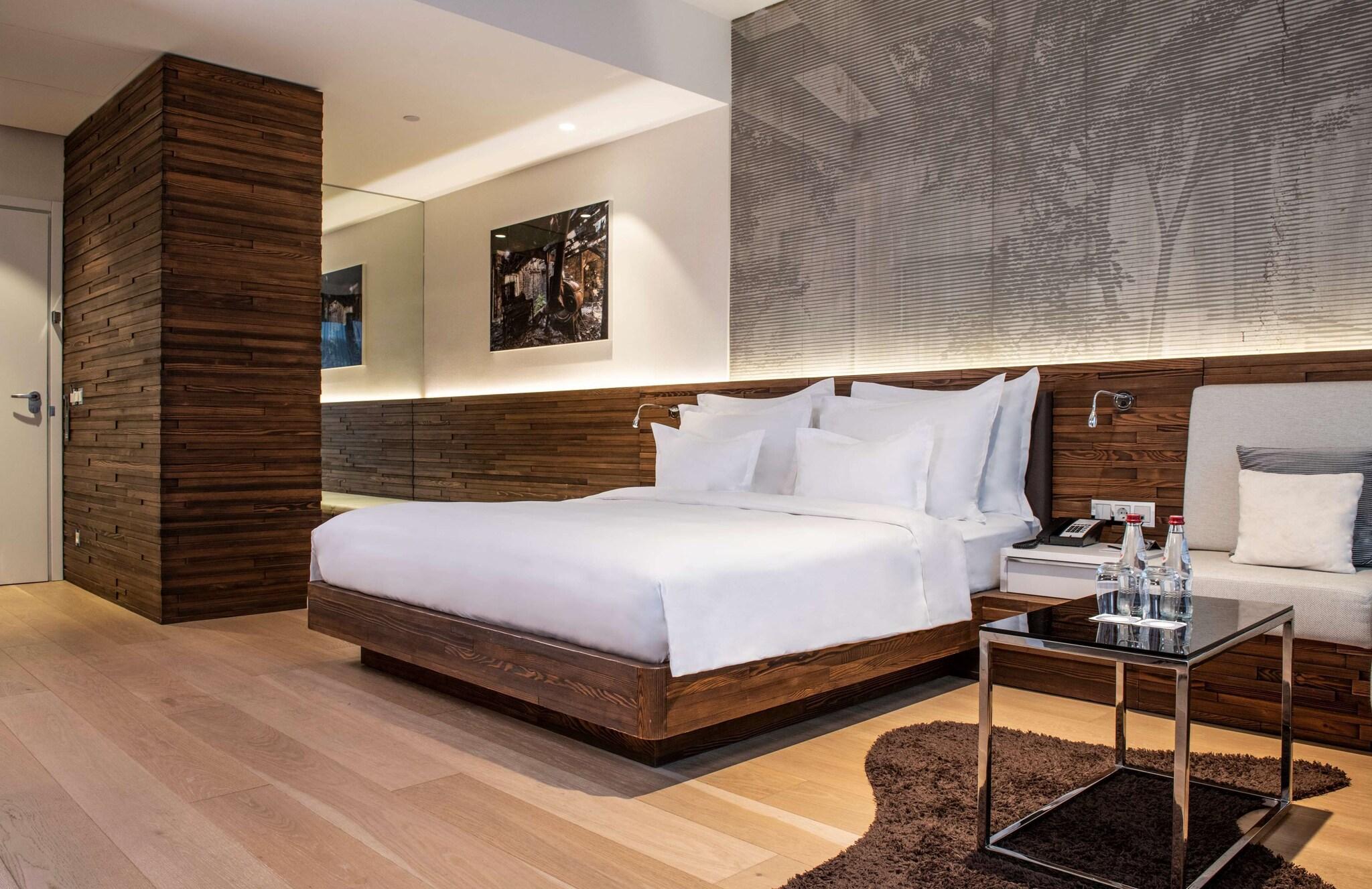 Double Premium King Bed