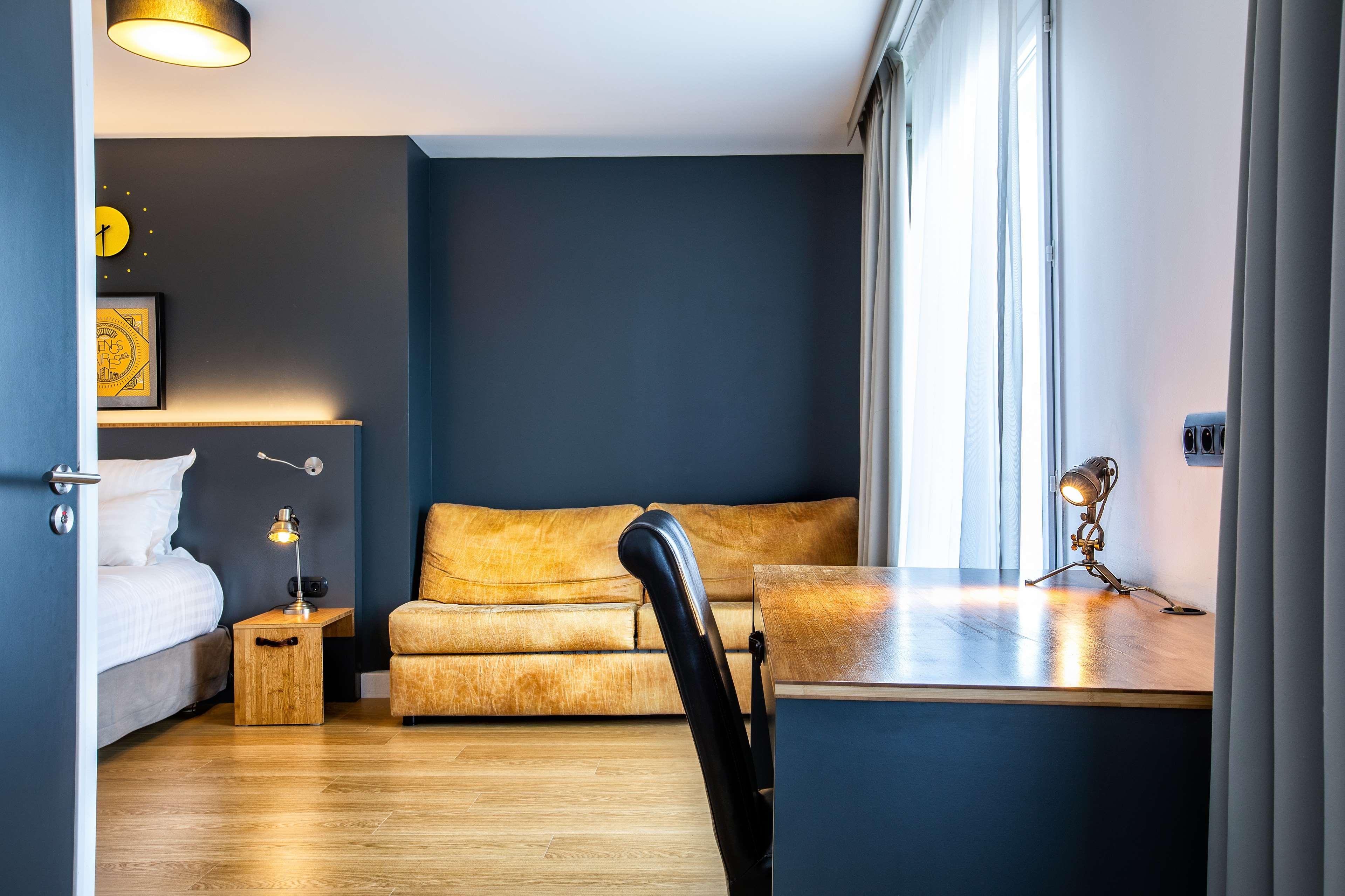 Suite Queen Size Bed