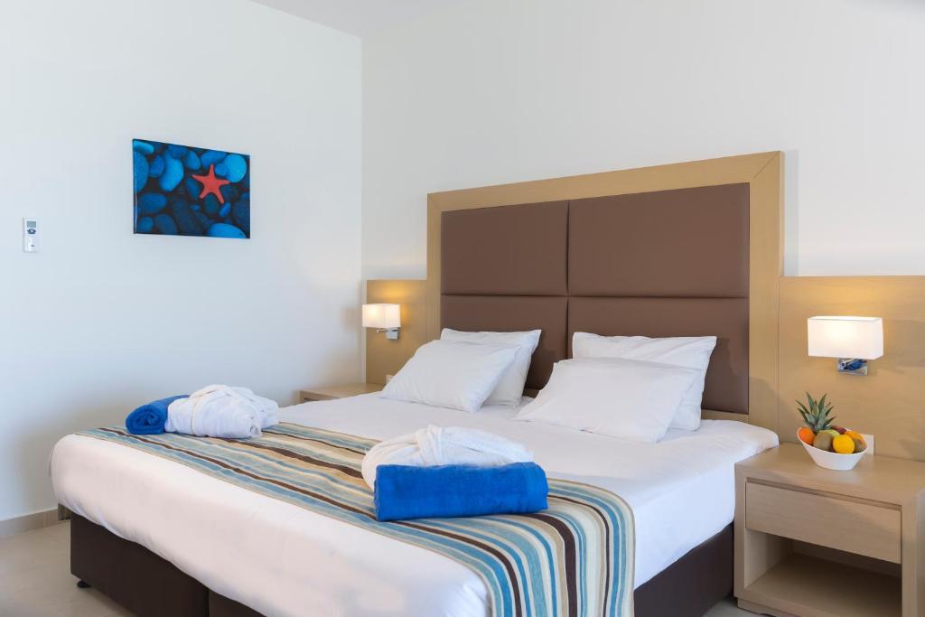Double or Twin Sea View