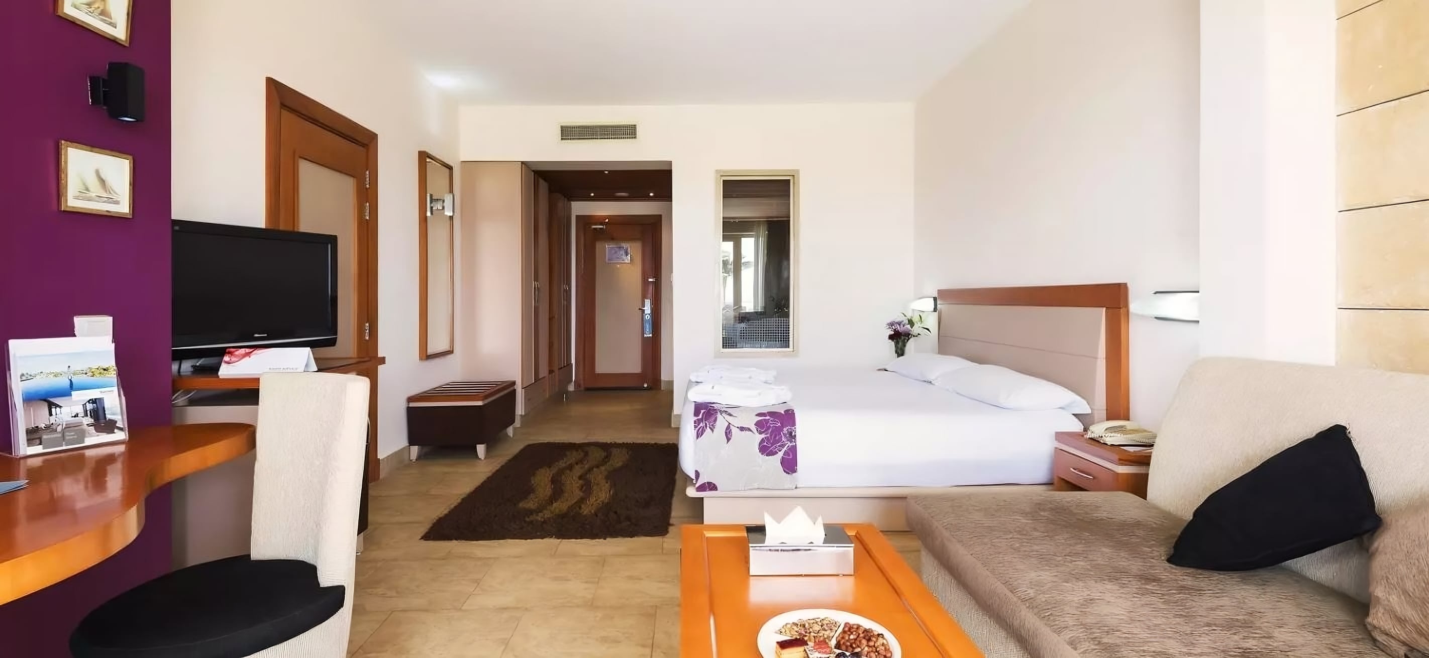 Double Superior Pool View