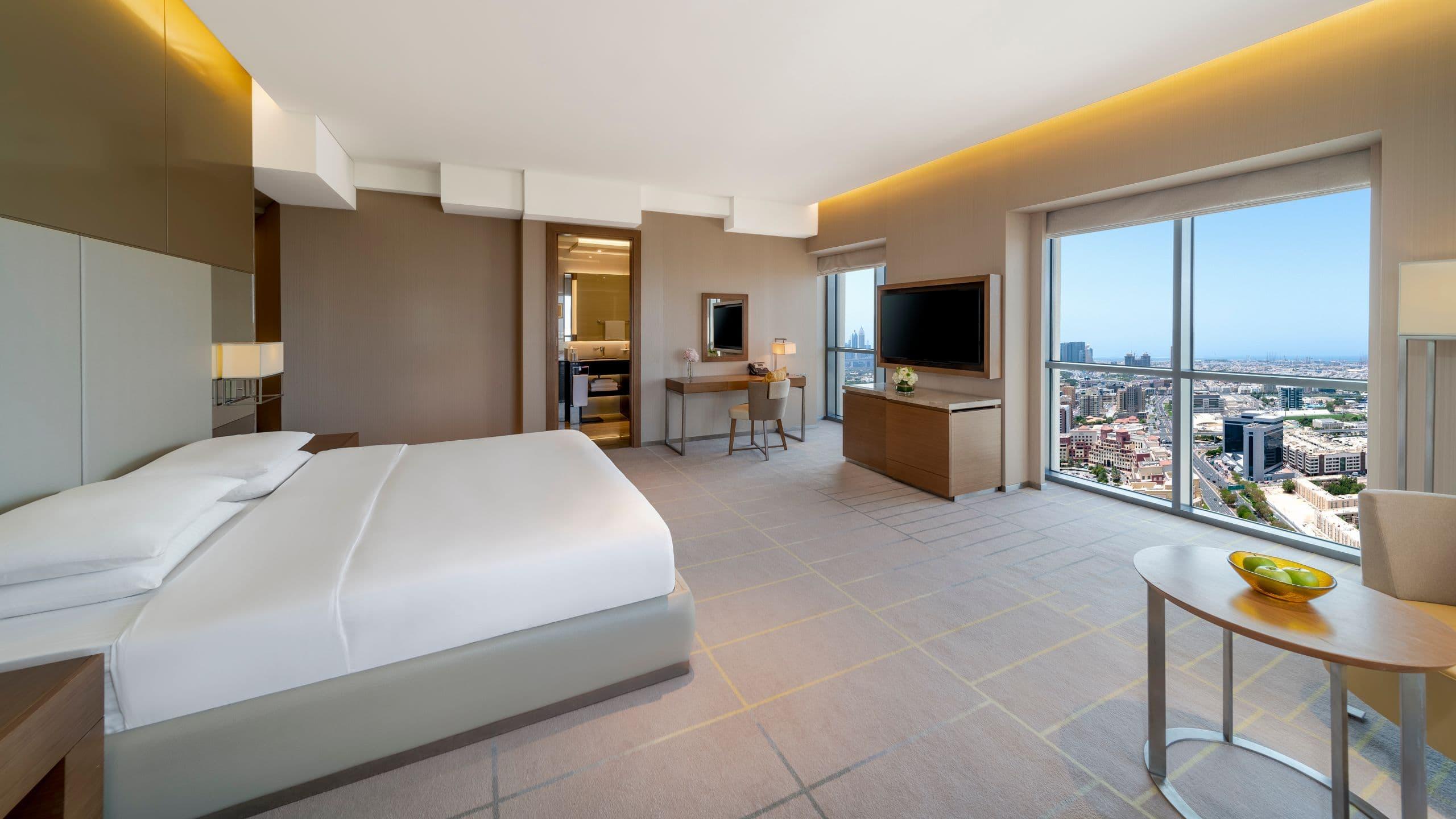 Double Deluxe King Bed