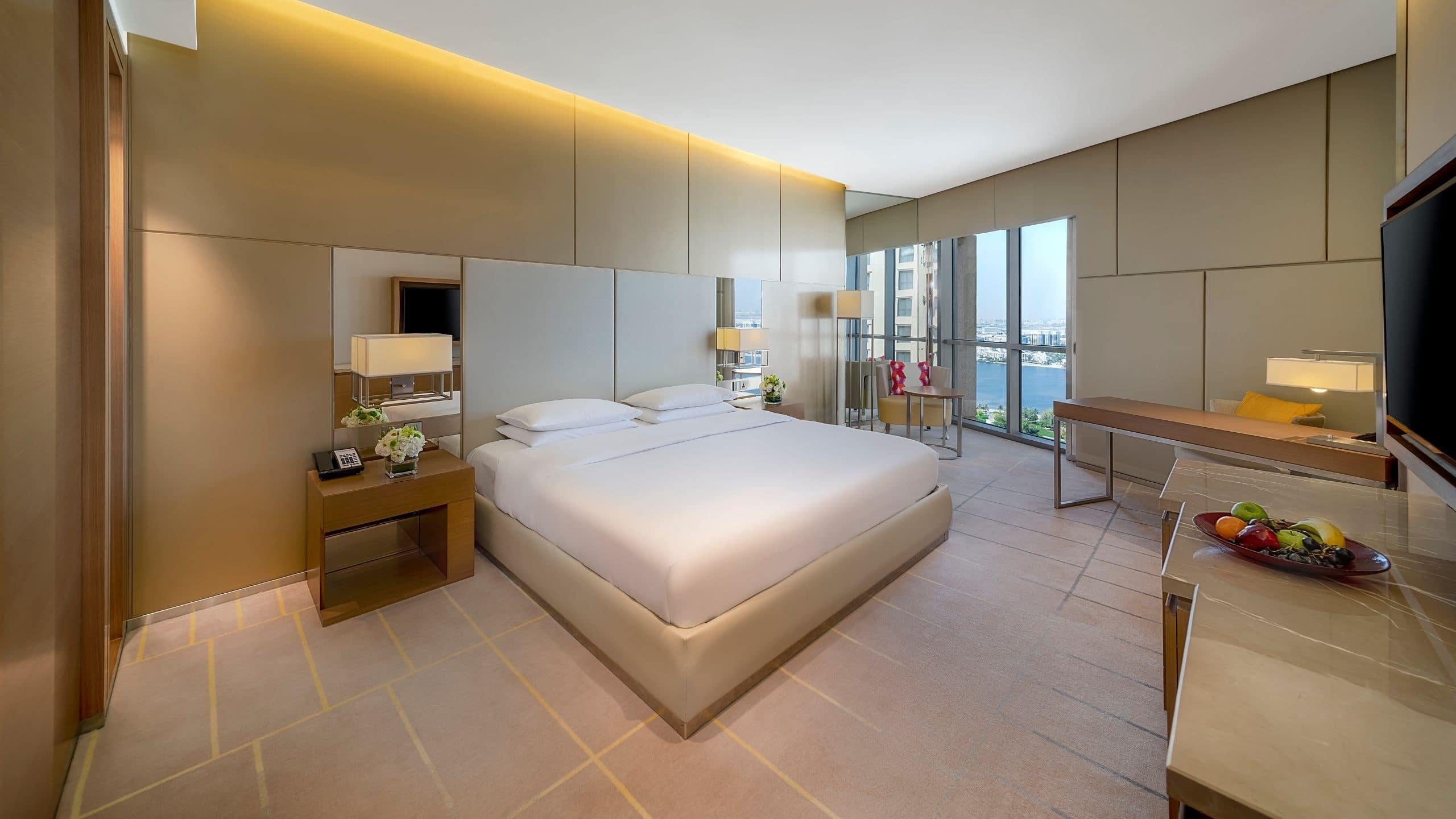 Double Club King Bed