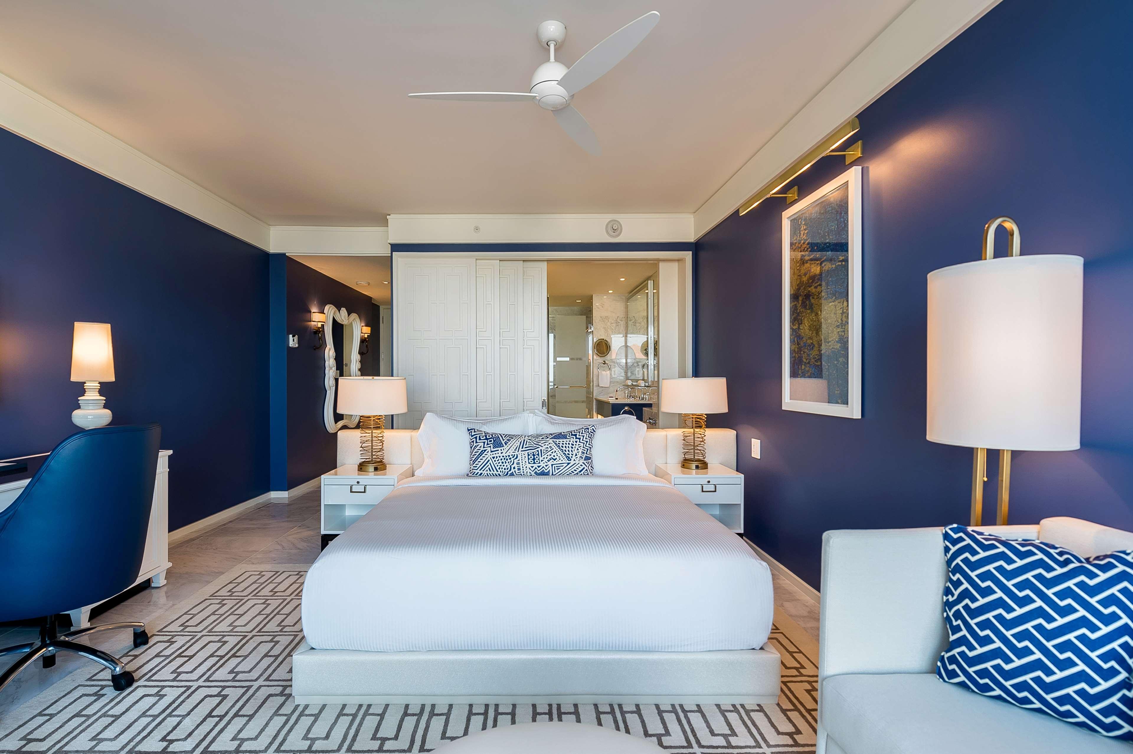 Double Ocean View King Bed