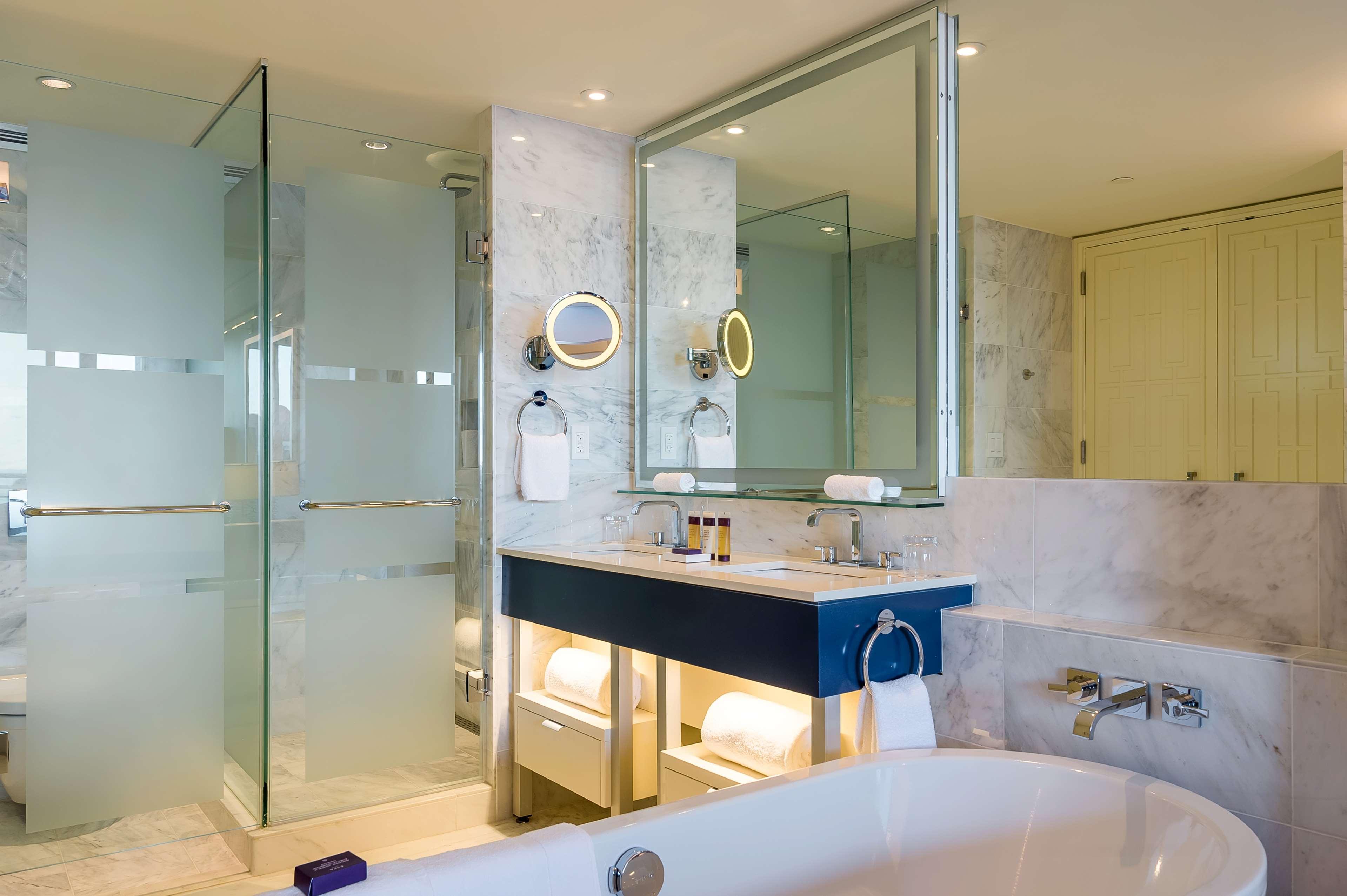 Double Ocean View King Bed