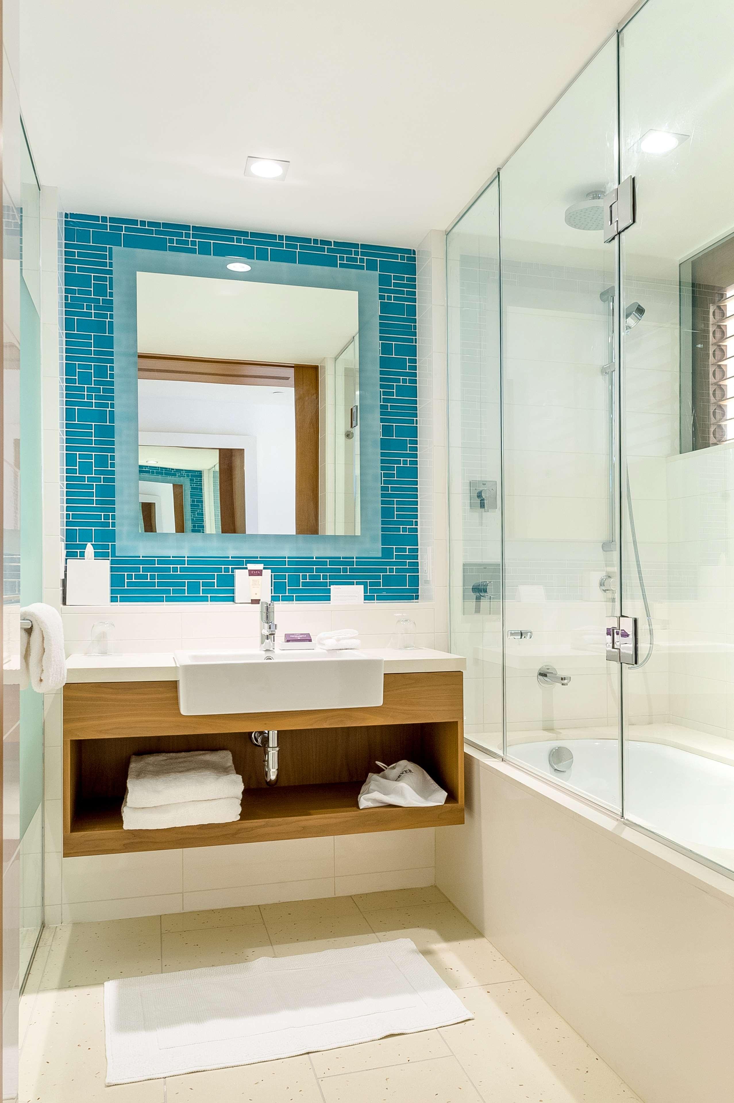 Double Queen Size Bed