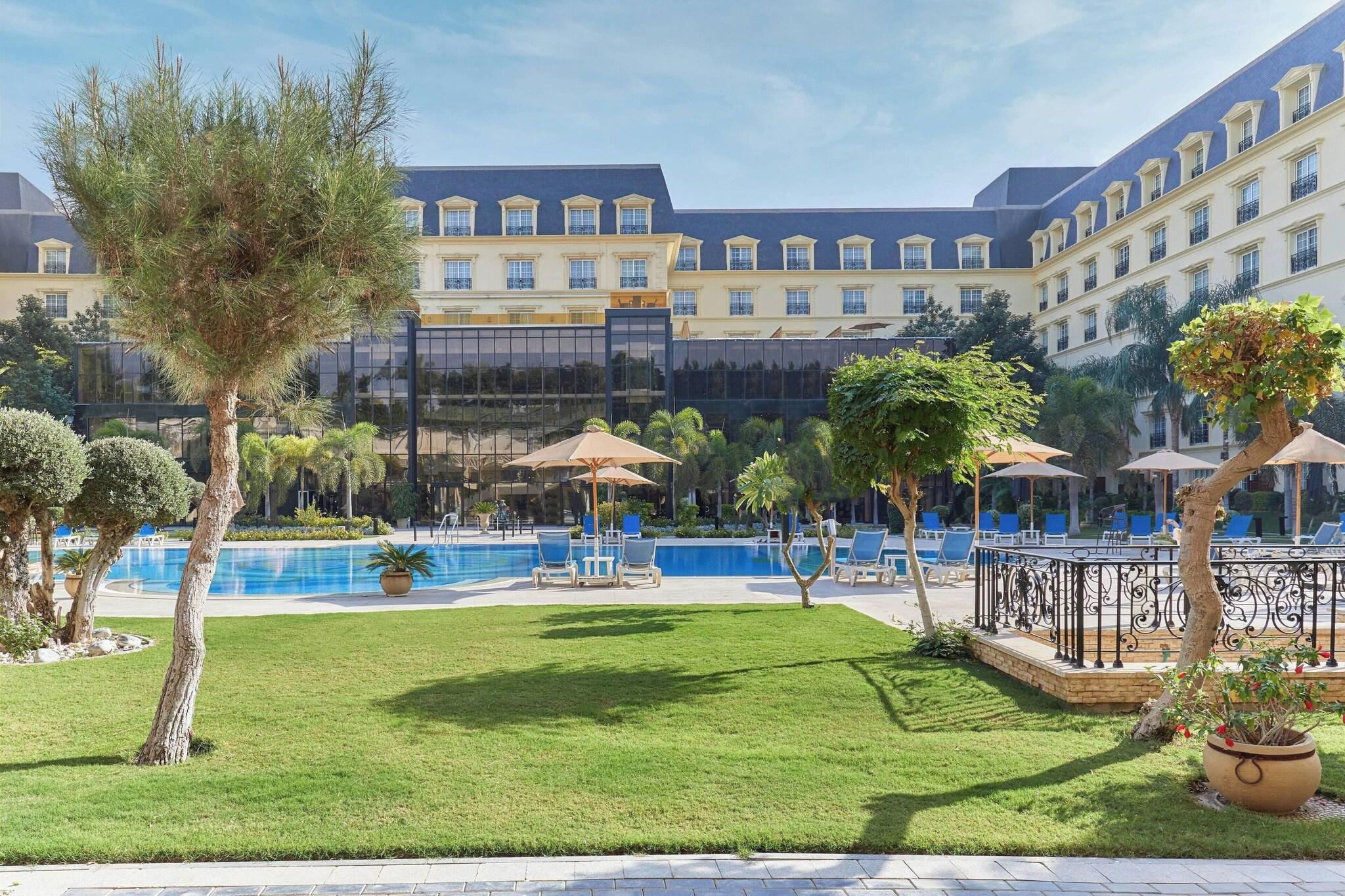 Family Room Pool View