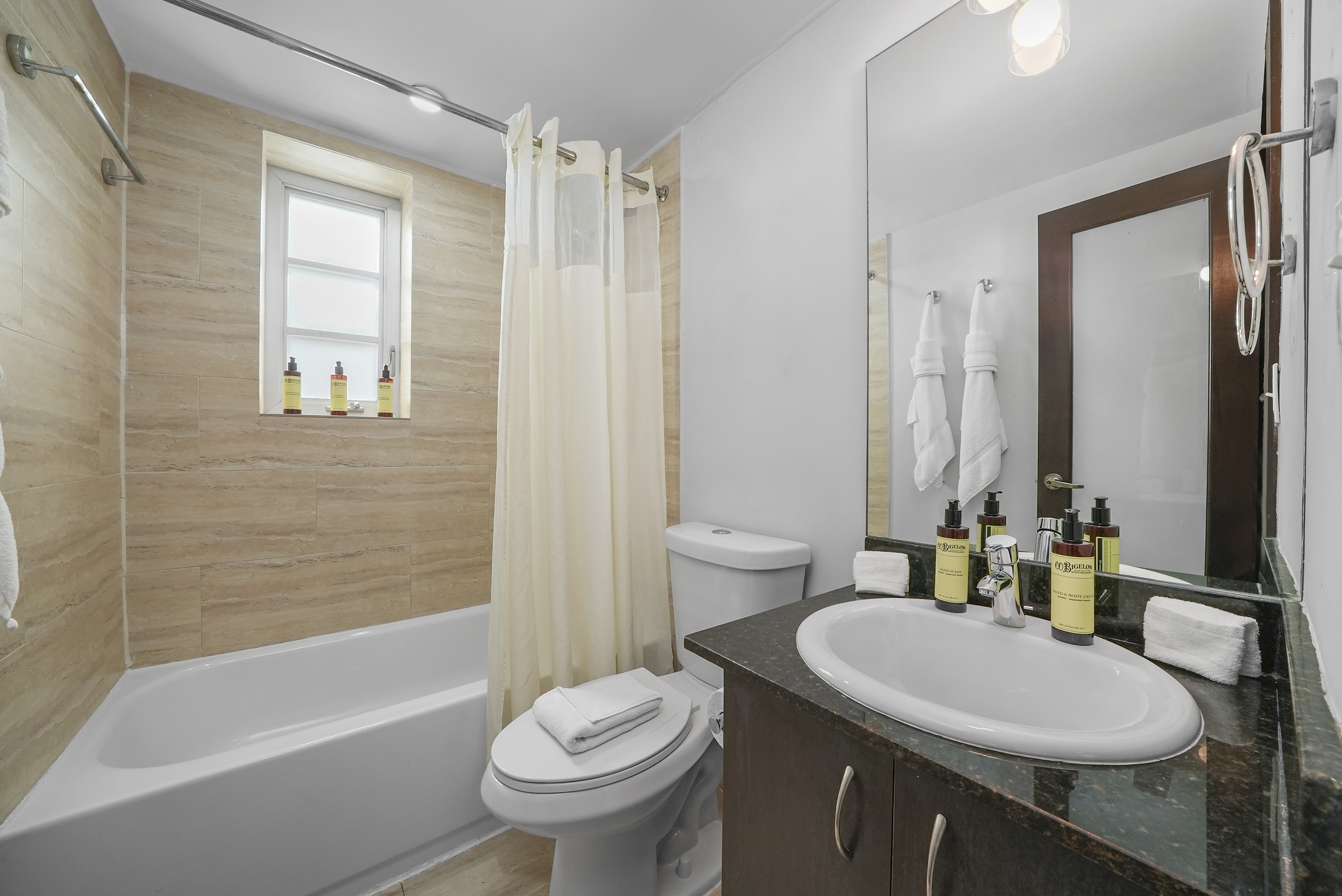 Studio Queen Size Bed