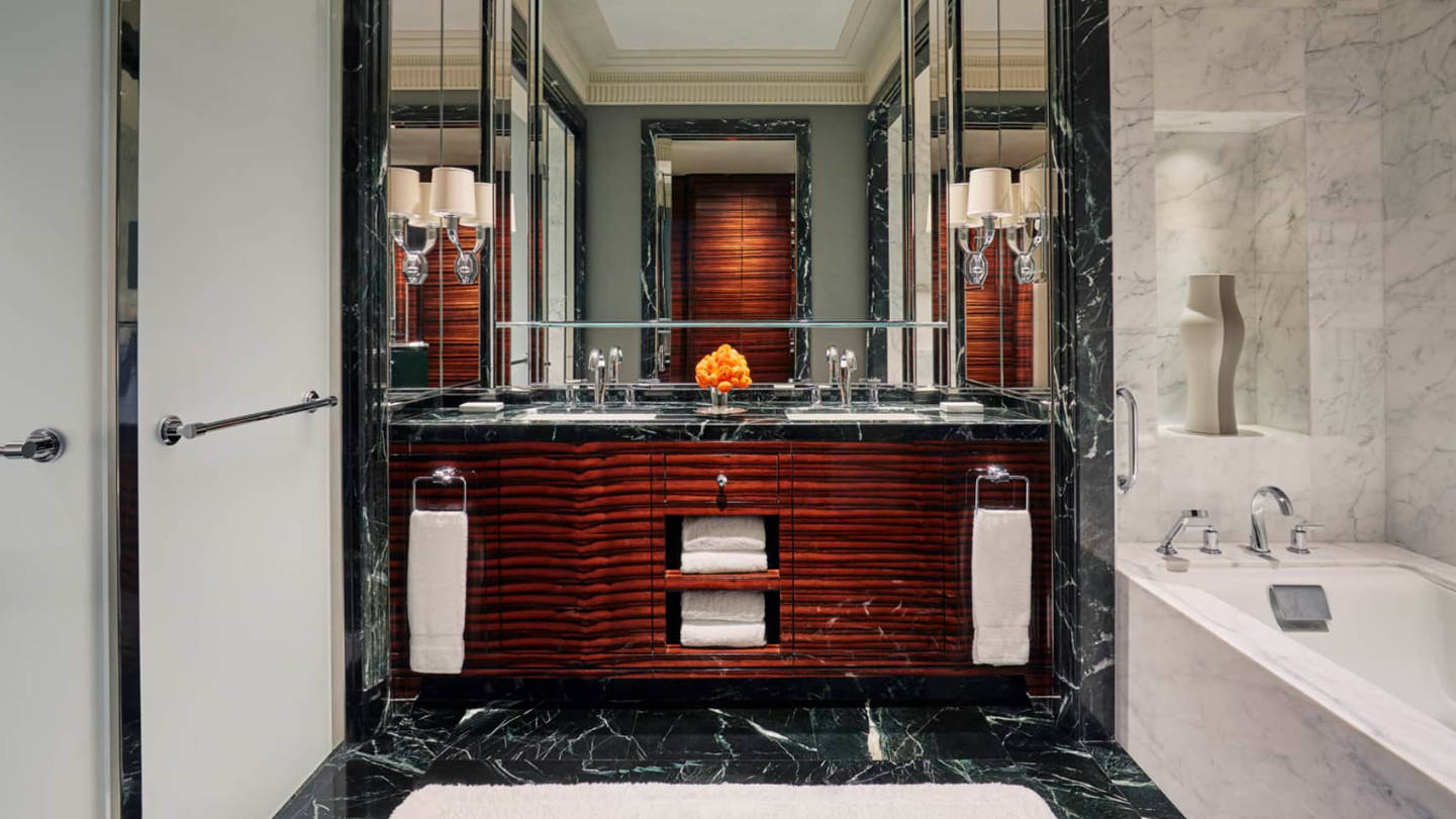 Double Premier King Bed