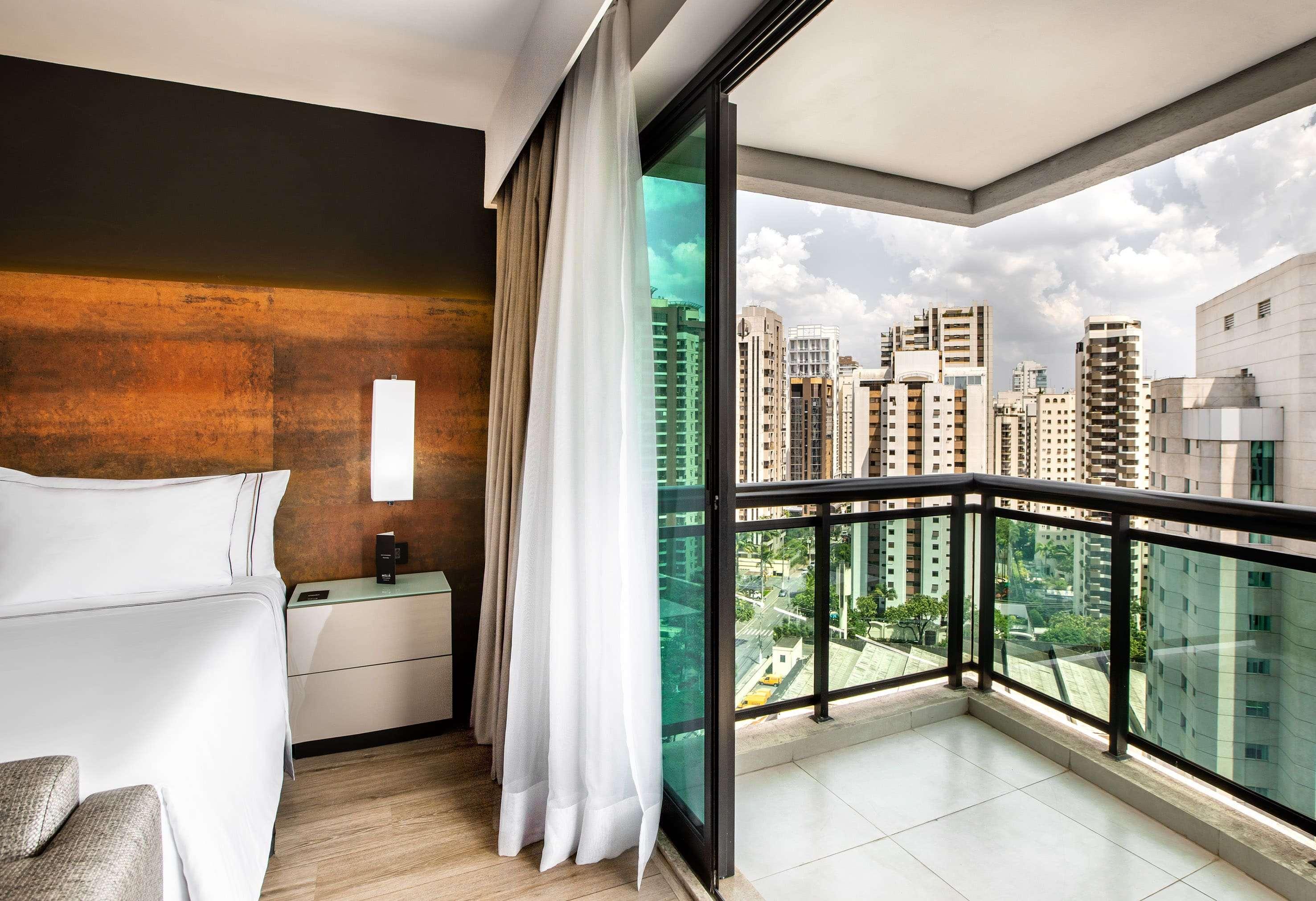 Room Deluxe Queen Bed