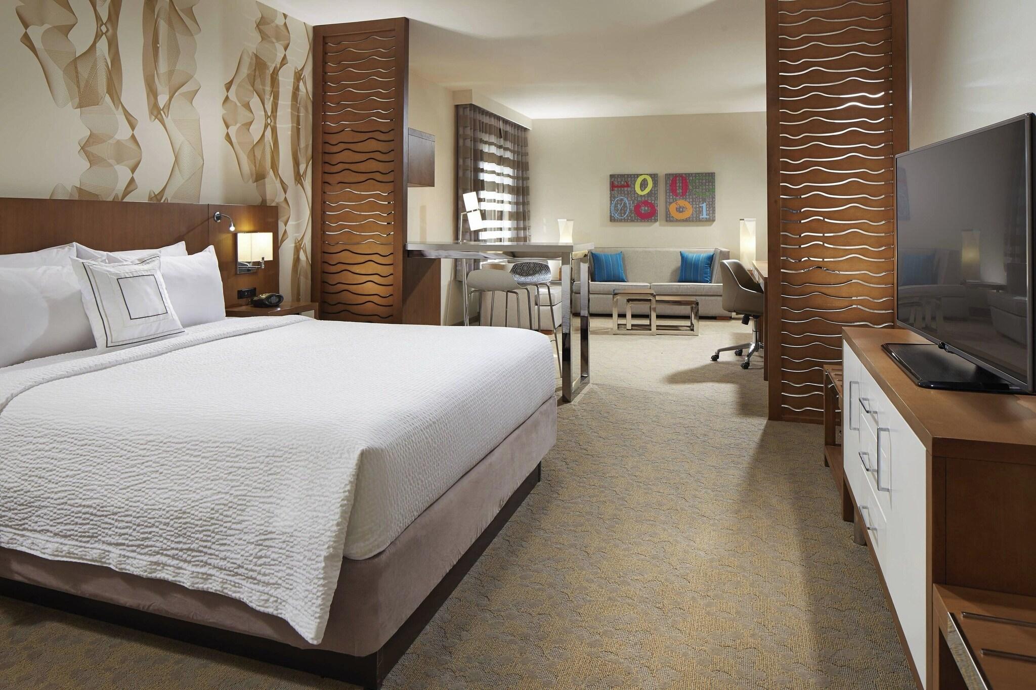 Junior Suite King Bed One Bedroom 